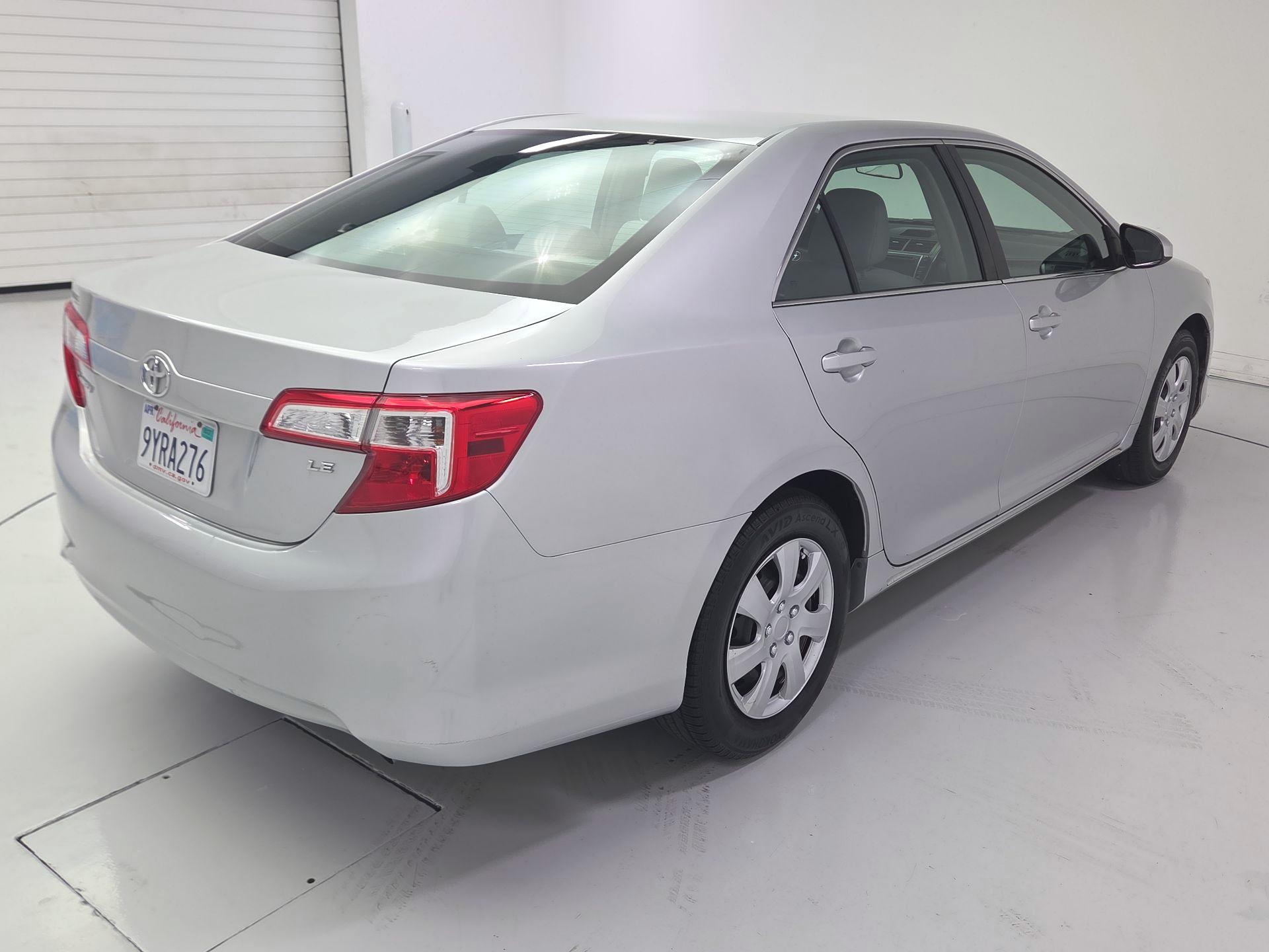 Thumbnail: 2014 Toyota Camry - 5