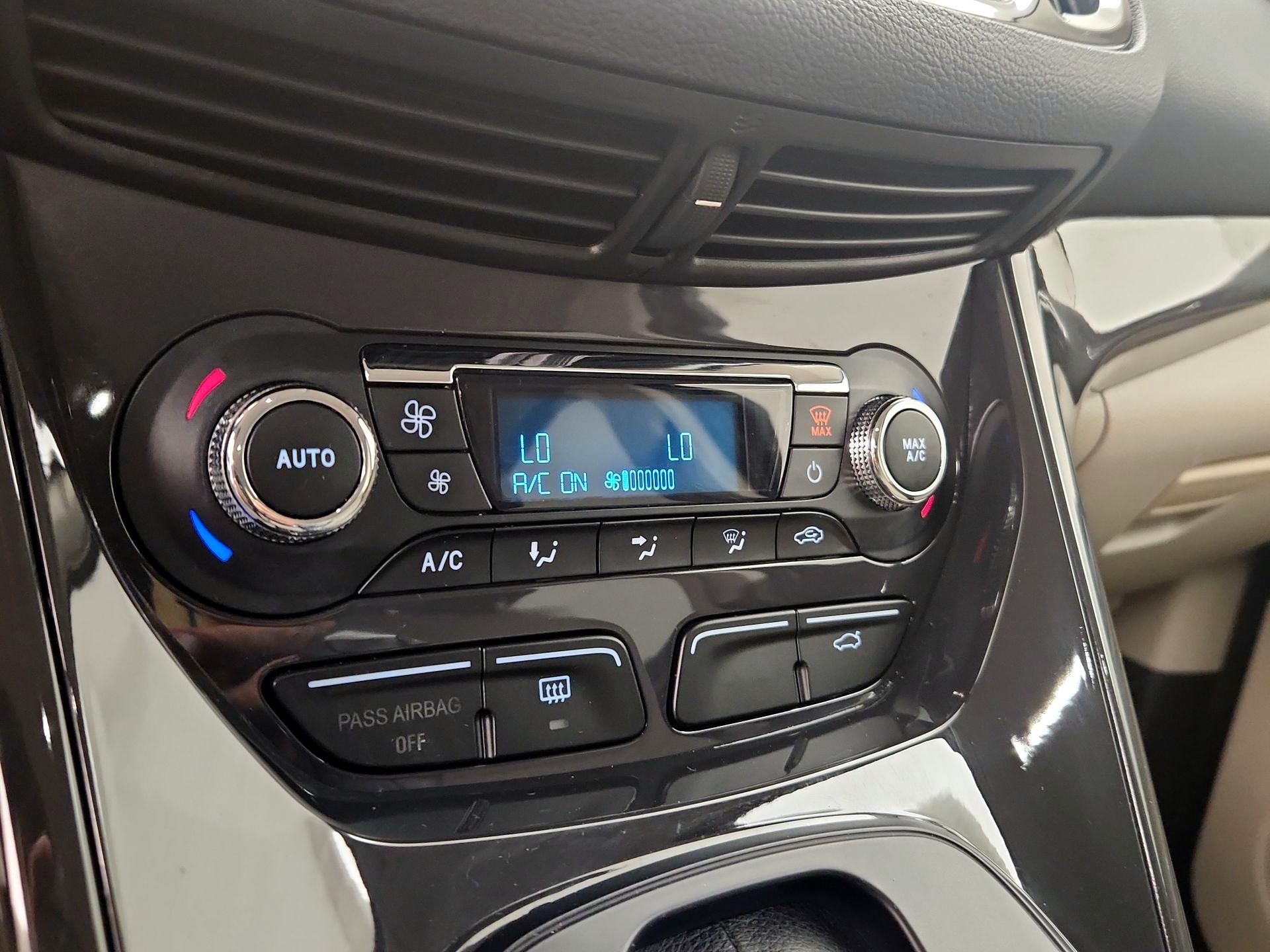 Thumbnail: 2014 Ford Escape - 16