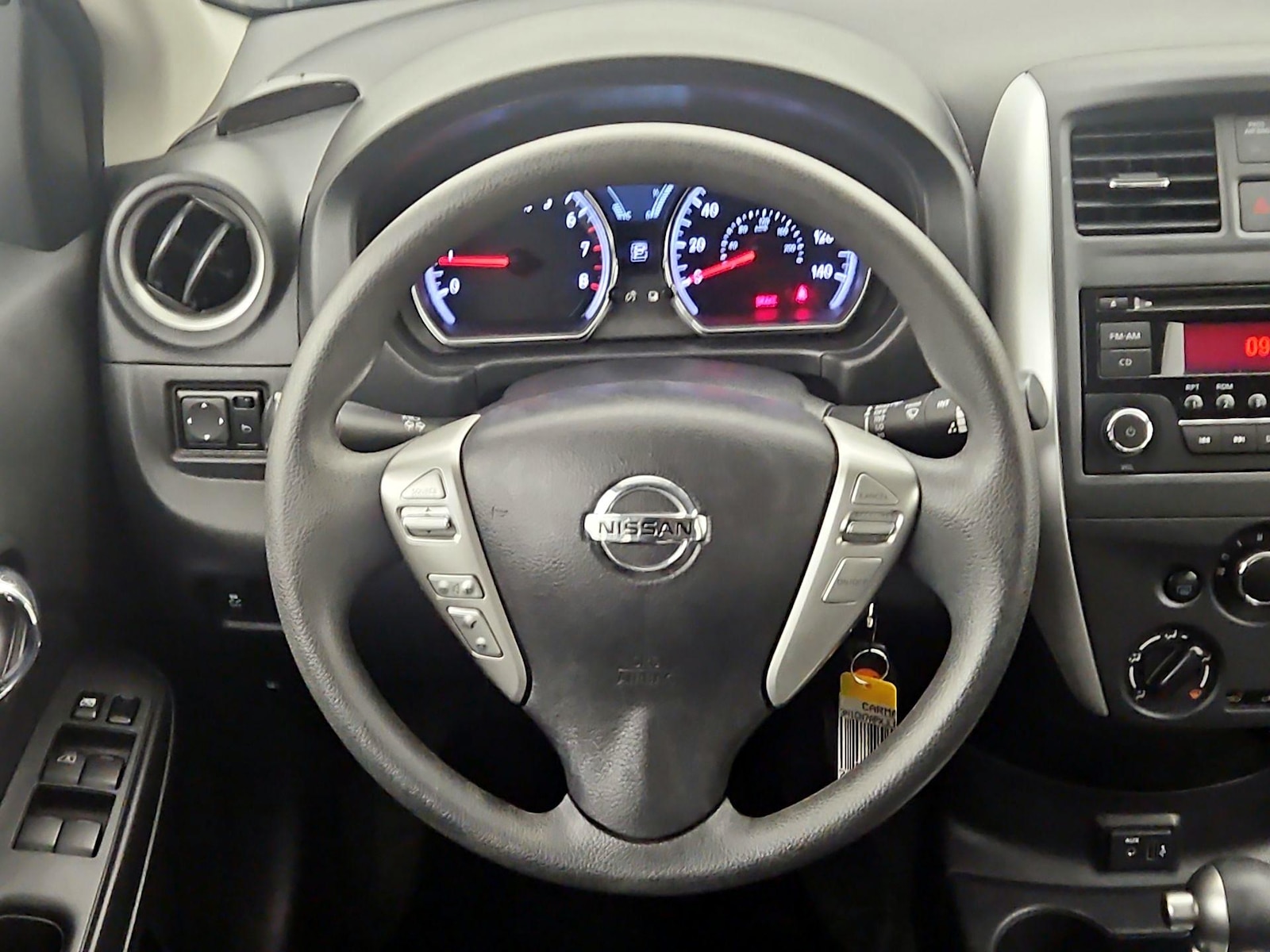 2018 Nissan Versa Sedan SV - Photo 11