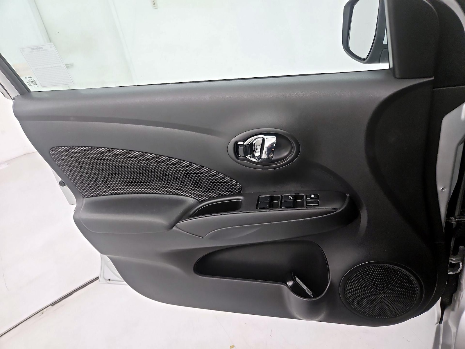 2018 Nissan Versa Sedan SV - Photo 13