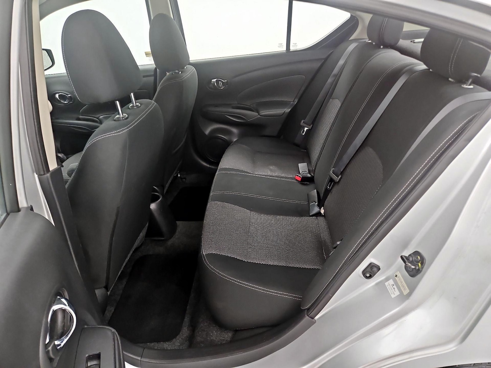 2018 Nissan Versa Sedan SV - Photo 19