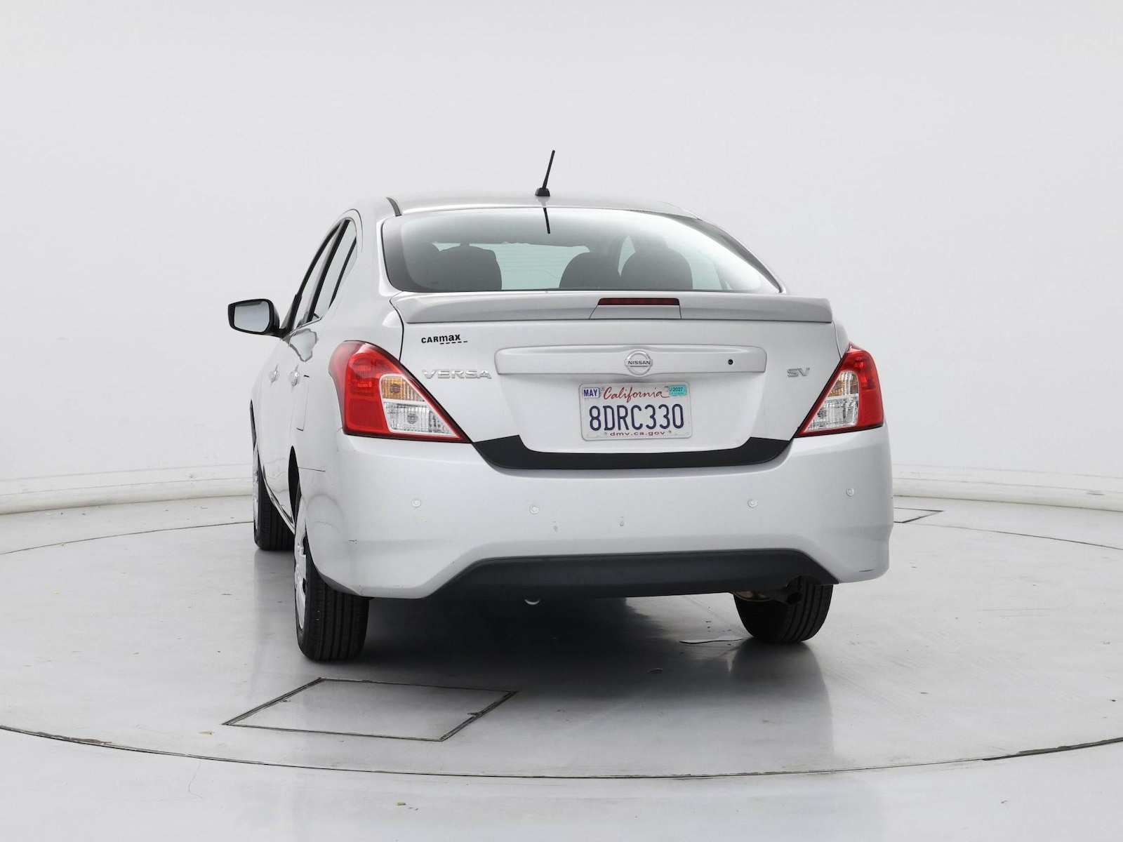 2018 Nissan Versa Sedan SV - Photo 7