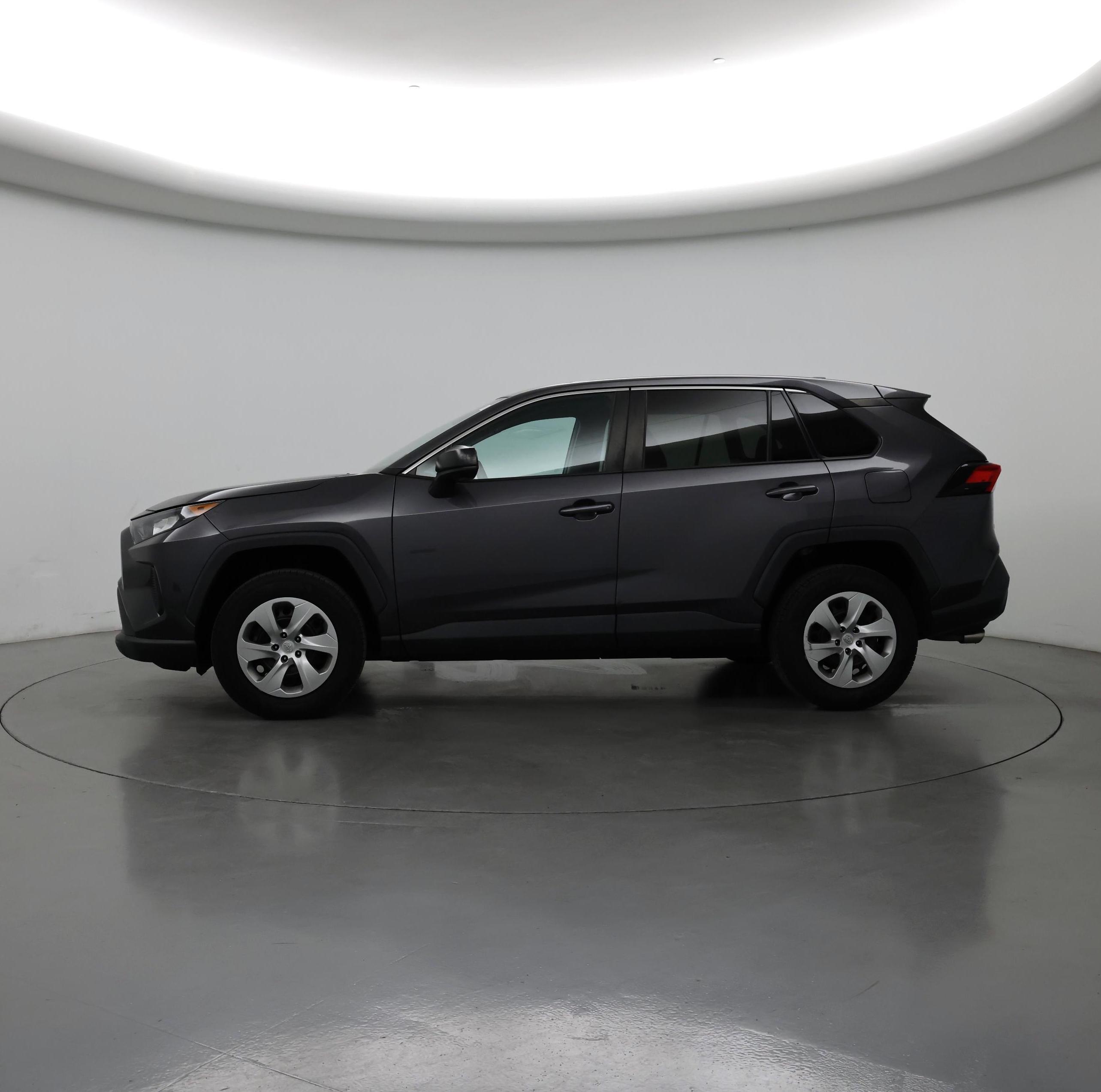 Thumbnail: 2022 Toyota RAV4 - 3