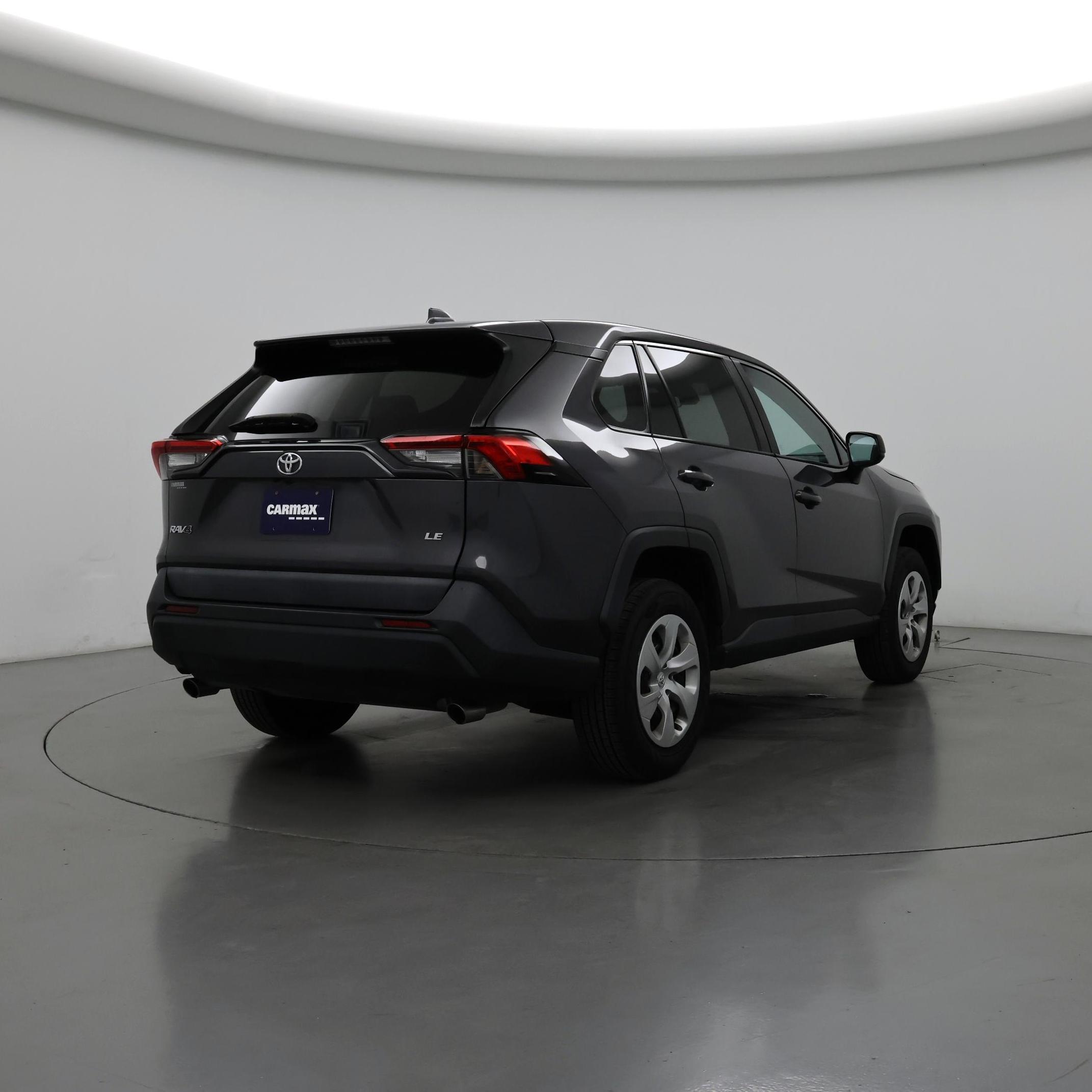 Thumbnail: 2022 Toyota RAV4 - 8