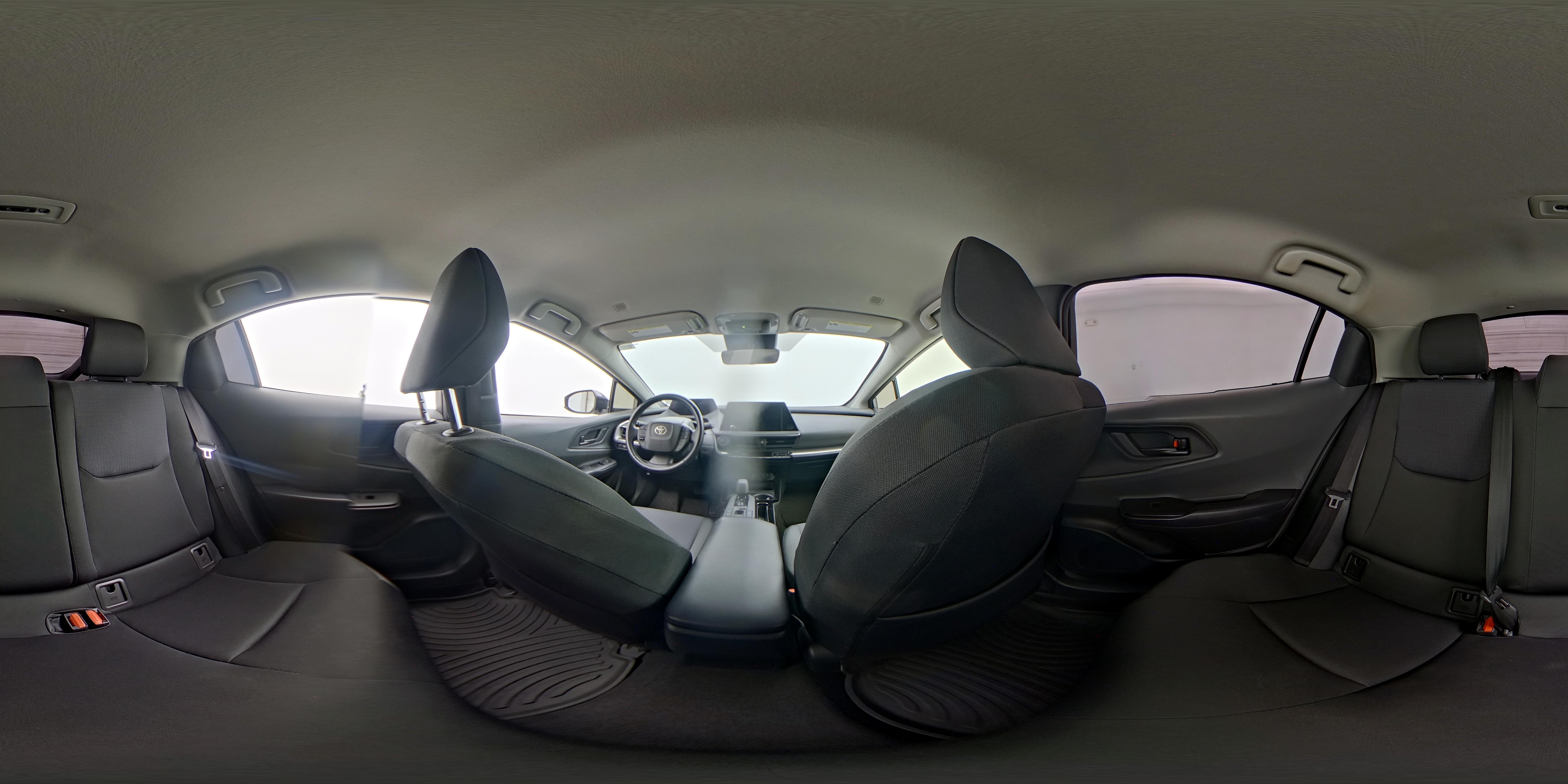 2024 Toyota Prius LE - Photo 25