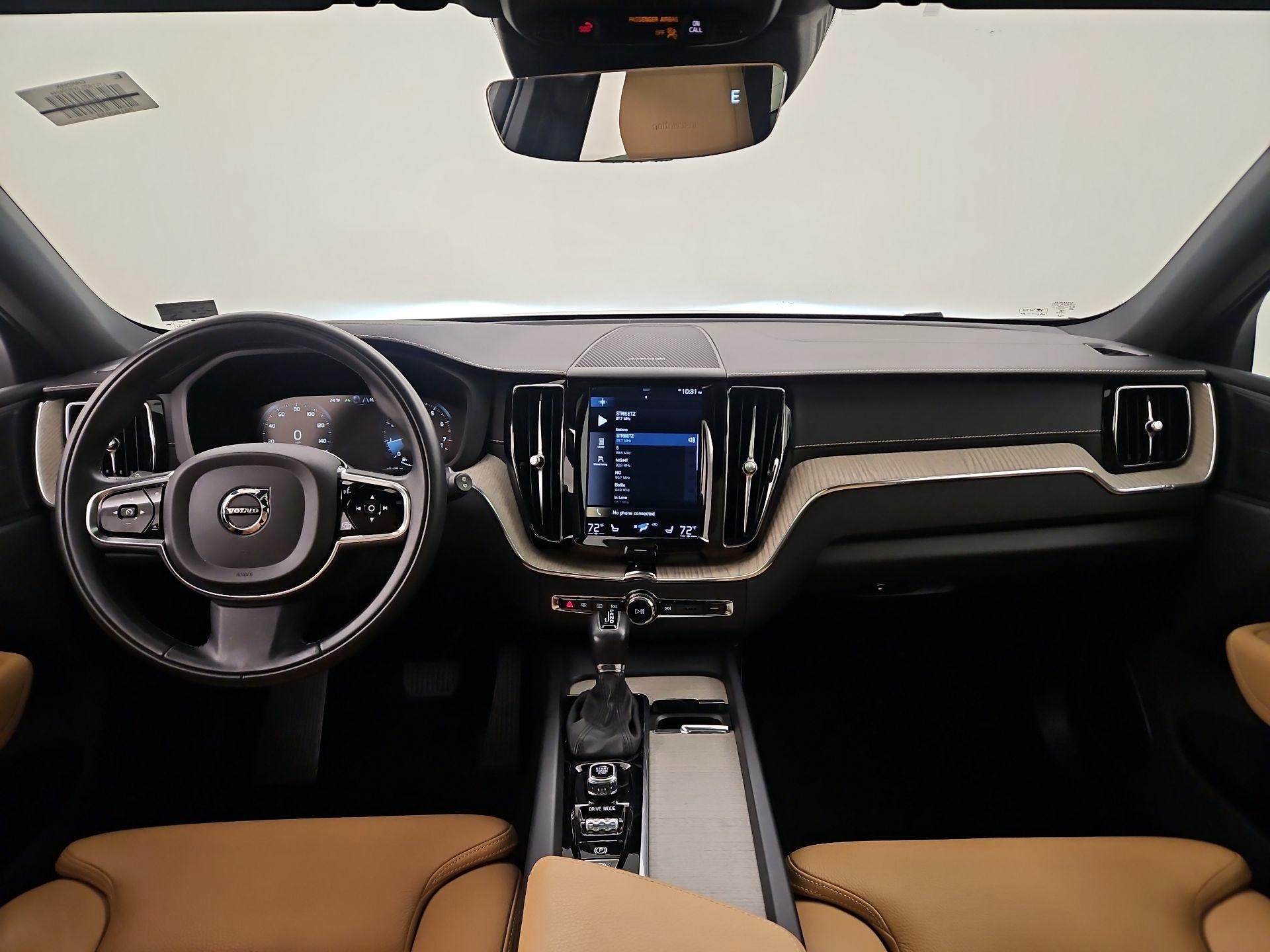 Thumbnail: 2019 Volvo XC60 - 9