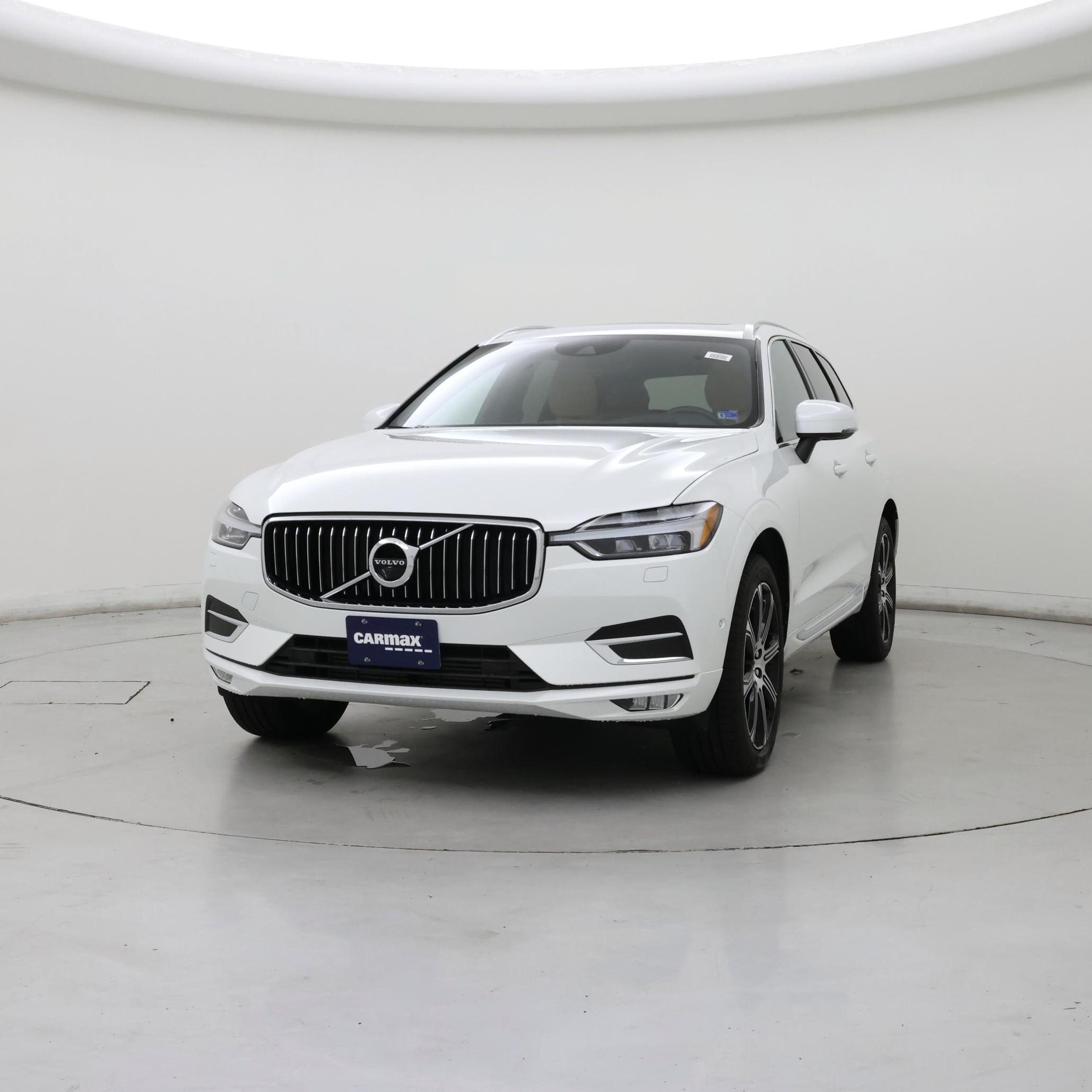 Thumbnail: 2019 Volvo XC60 - 4