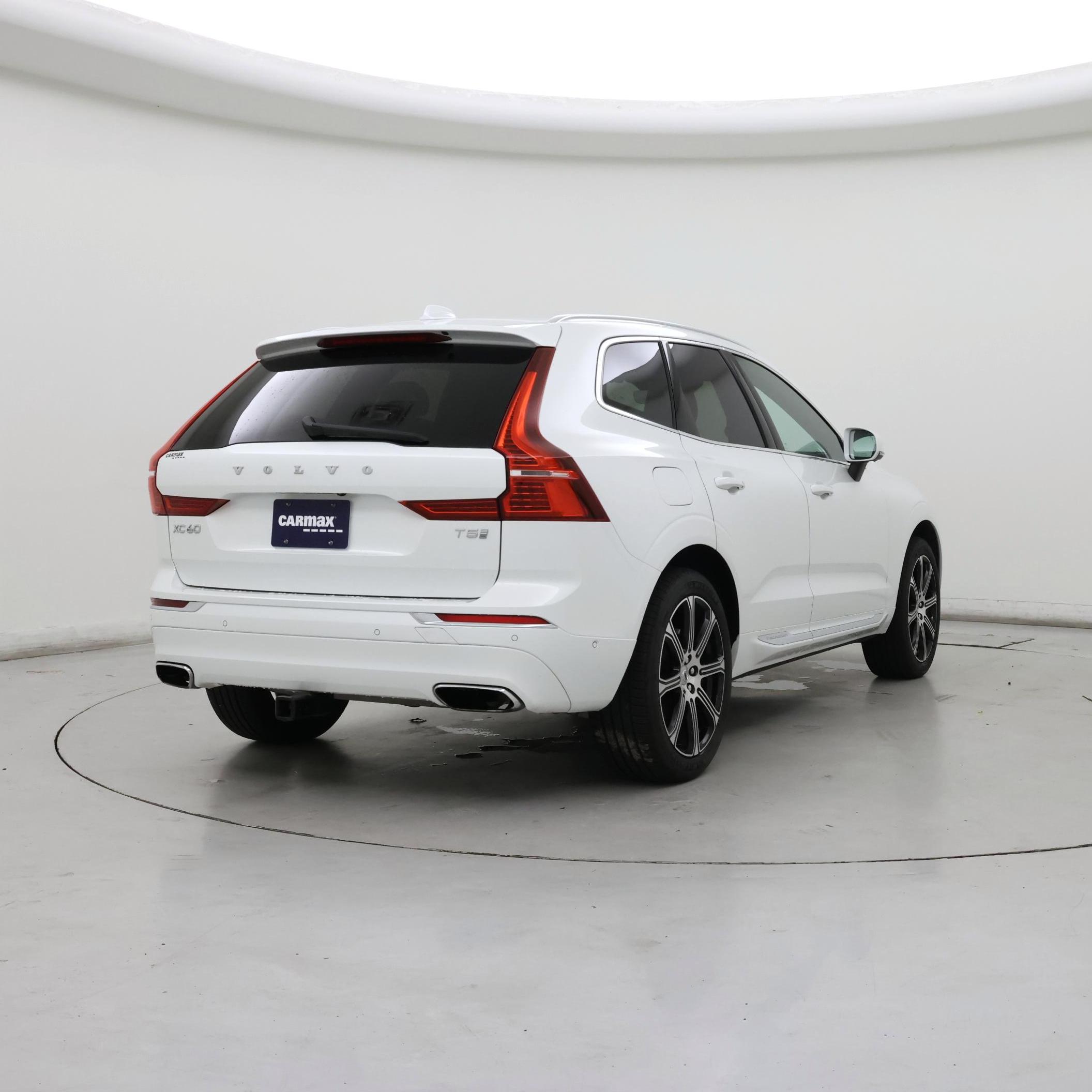 Thumbnail: 2019 Volvo XC60 - 8