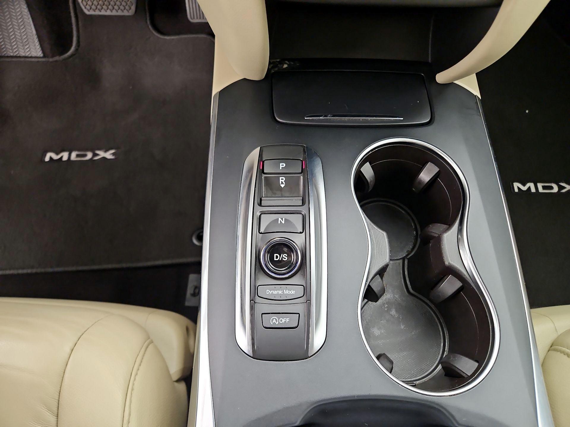 Thumbnail: 2020 Acura MDX - 17