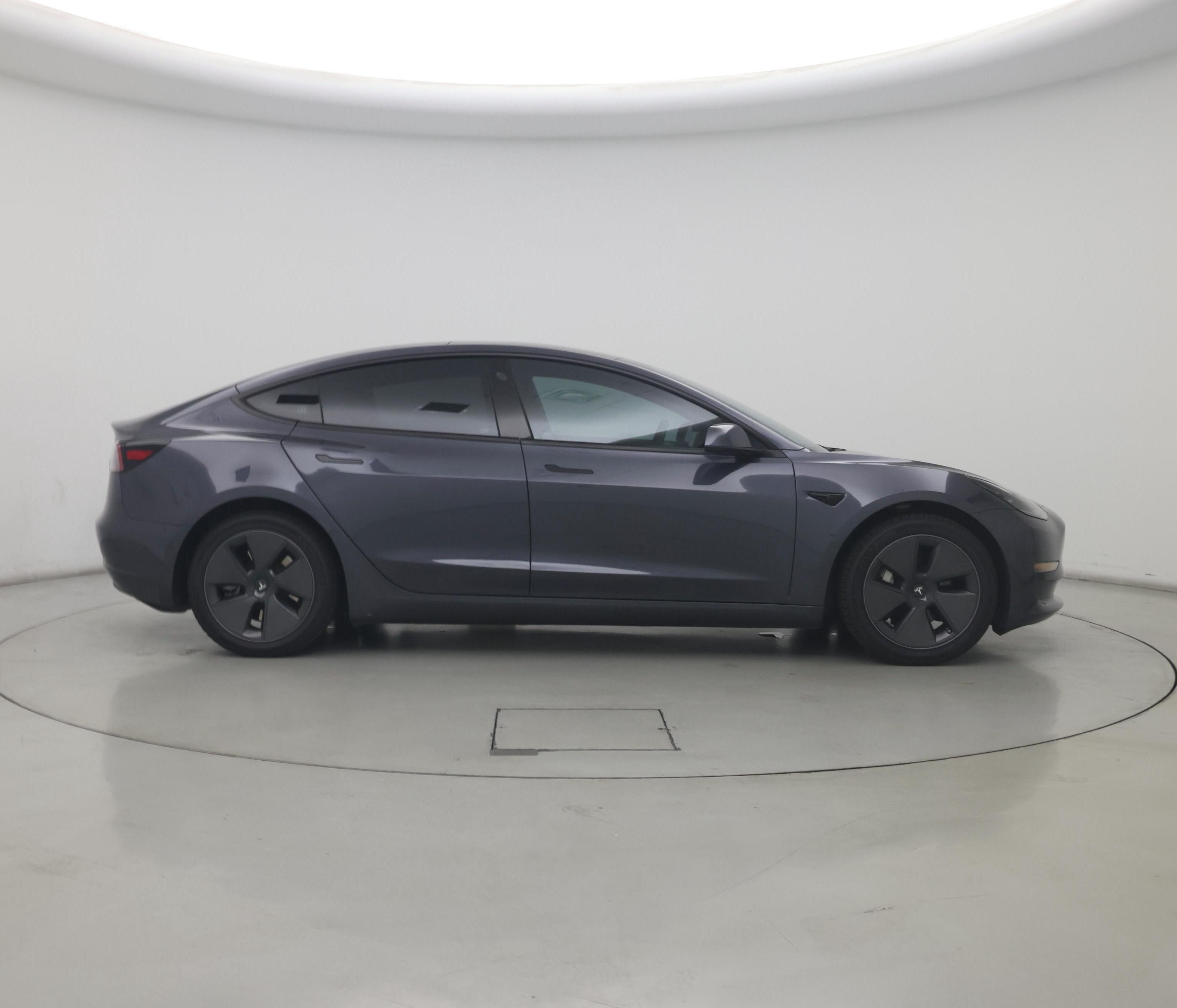 Thumbnail: 2023 Tesla Model 3 - 7