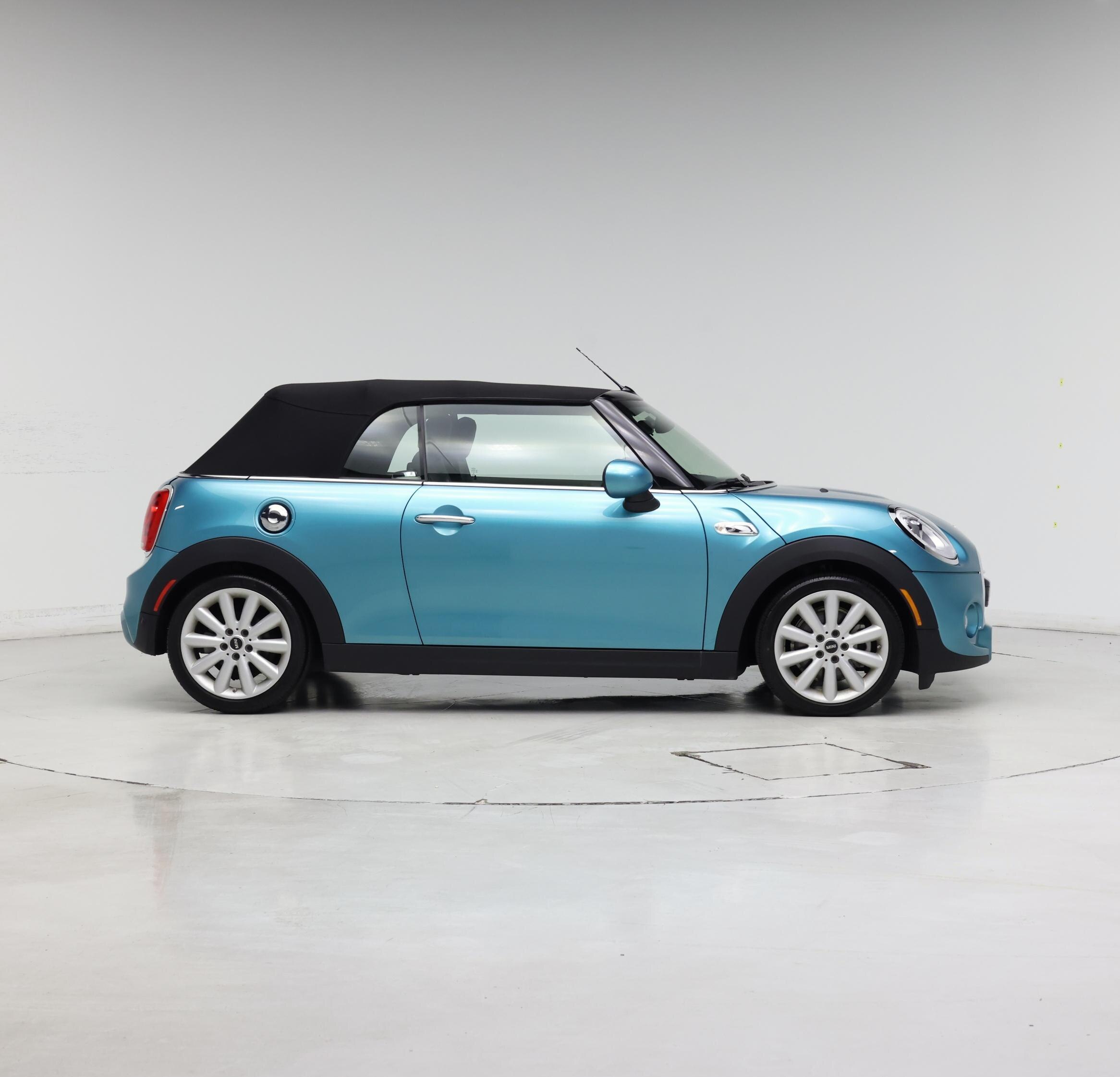 Thumbnail: 2017 MINI Cooper - 7