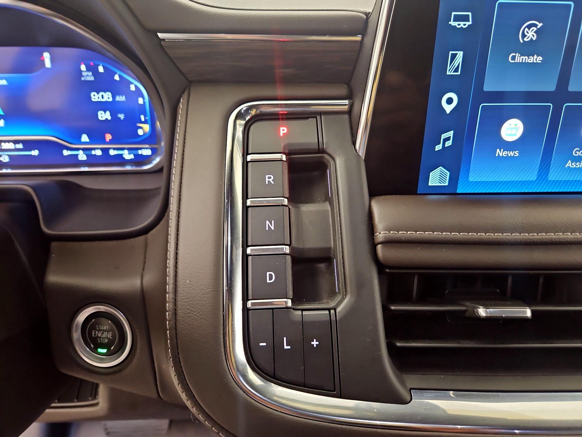 Thumbnail: 2022 Chevrolet Tahoe - 18