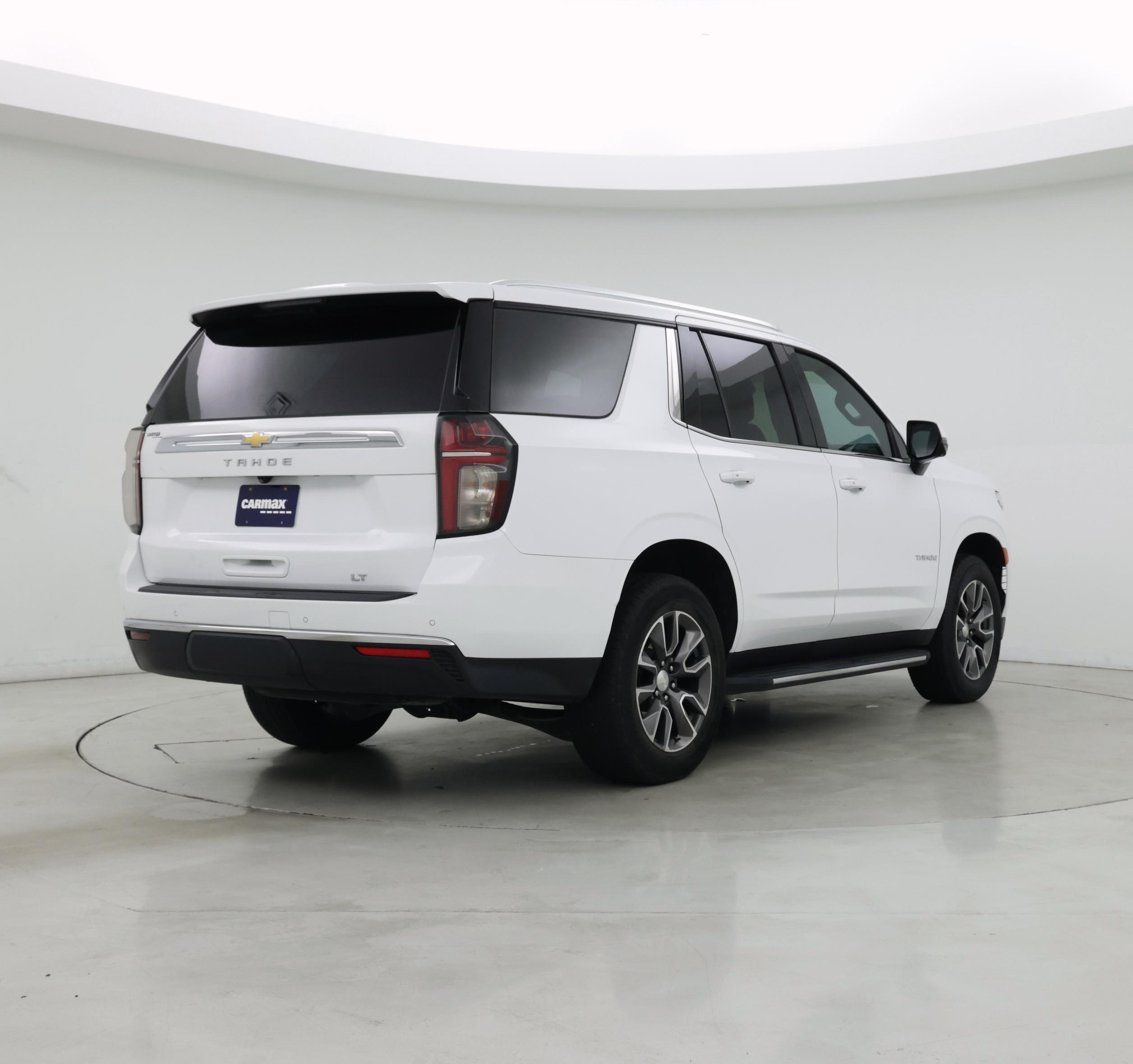 Thumbnail: 2022 Chevrolet Tahoe - 8