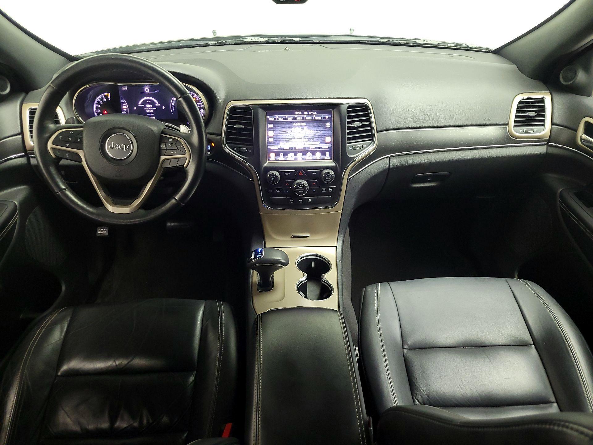 Thumbnail: 2015 Jeep Grand Cherokee - 9