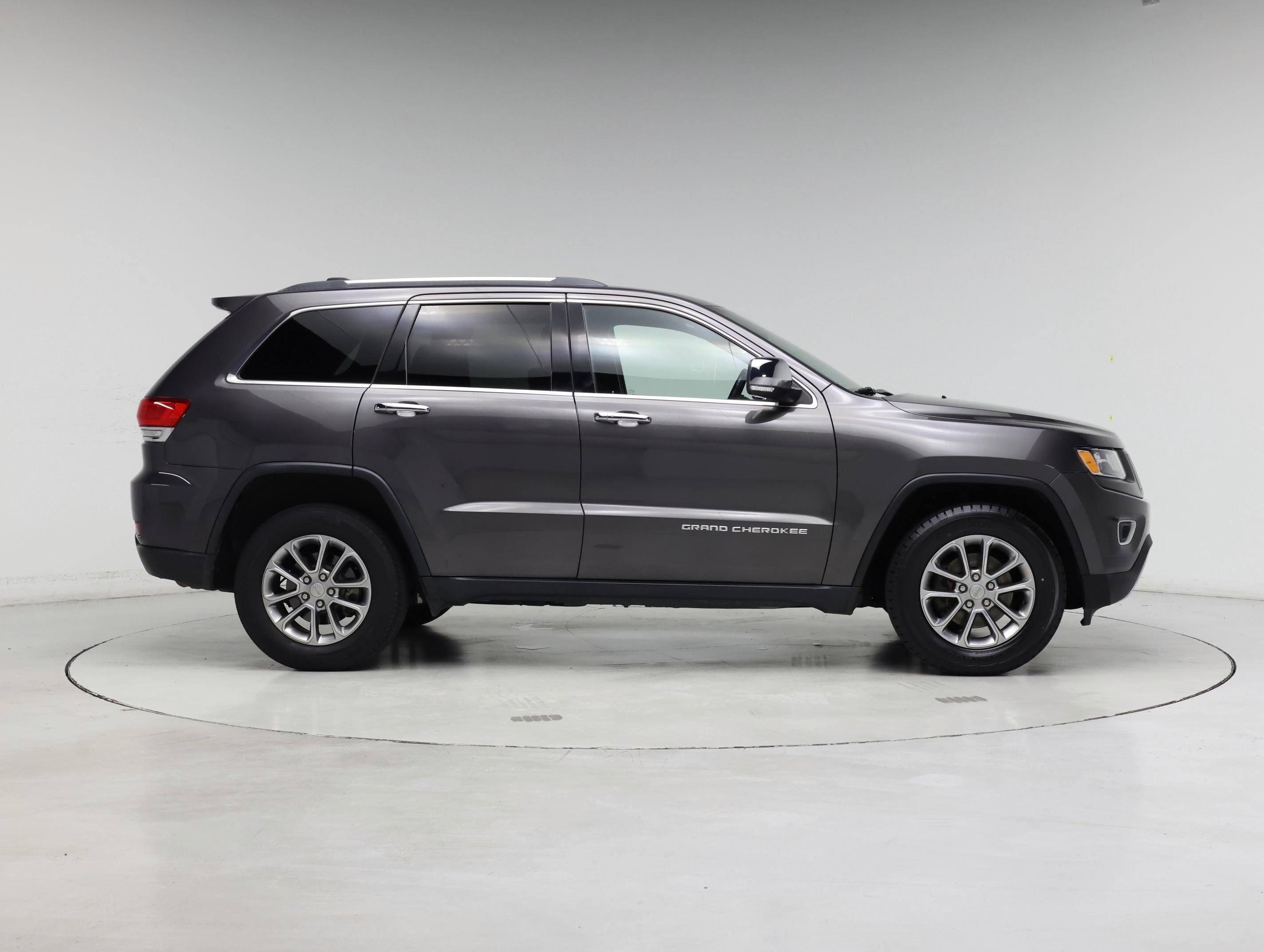 Thumbnail: 2015 Jeep Grand Cherokee - 7