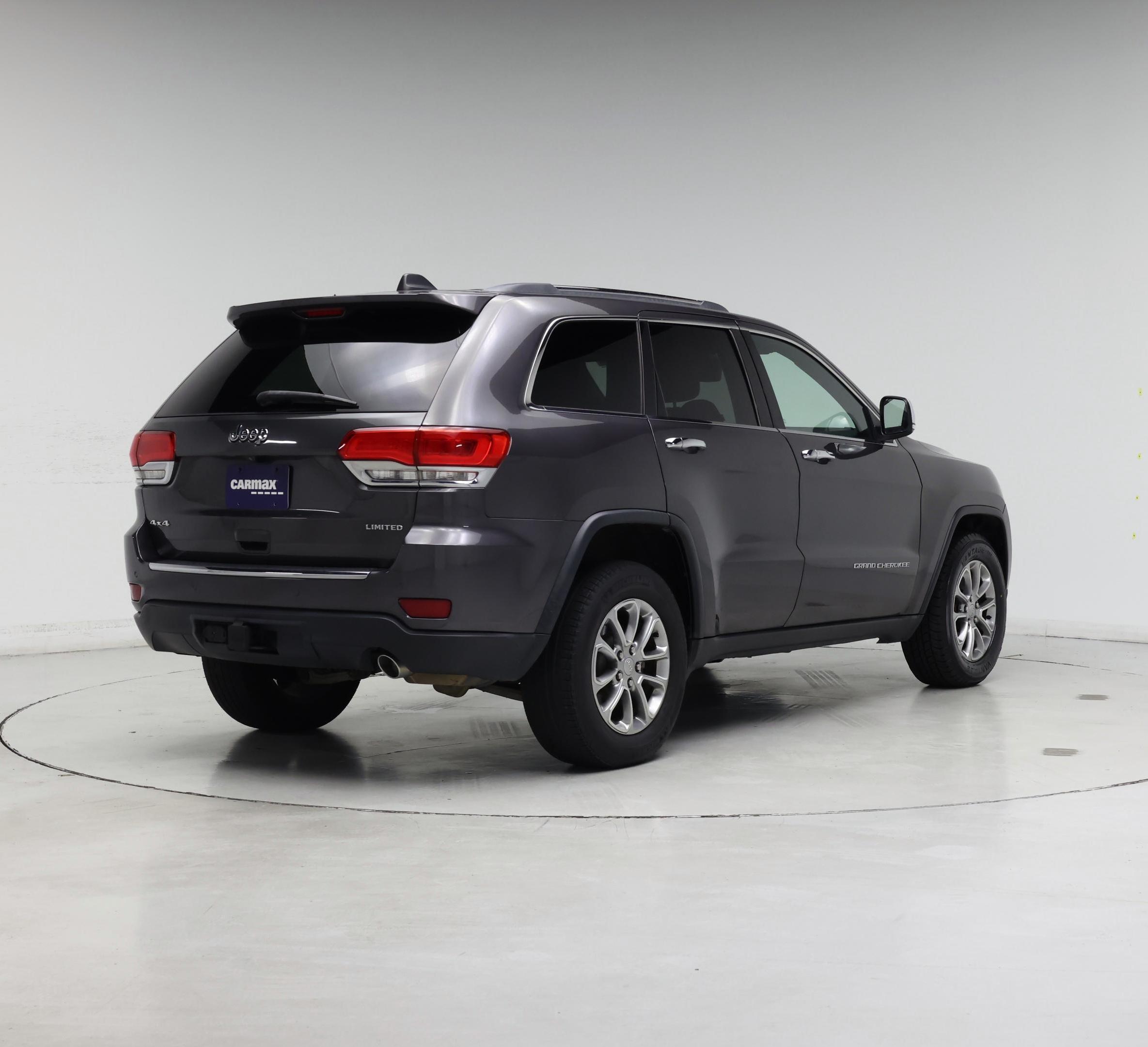 Thumbnail: 2015 Jeep Grand Cherokee - 8