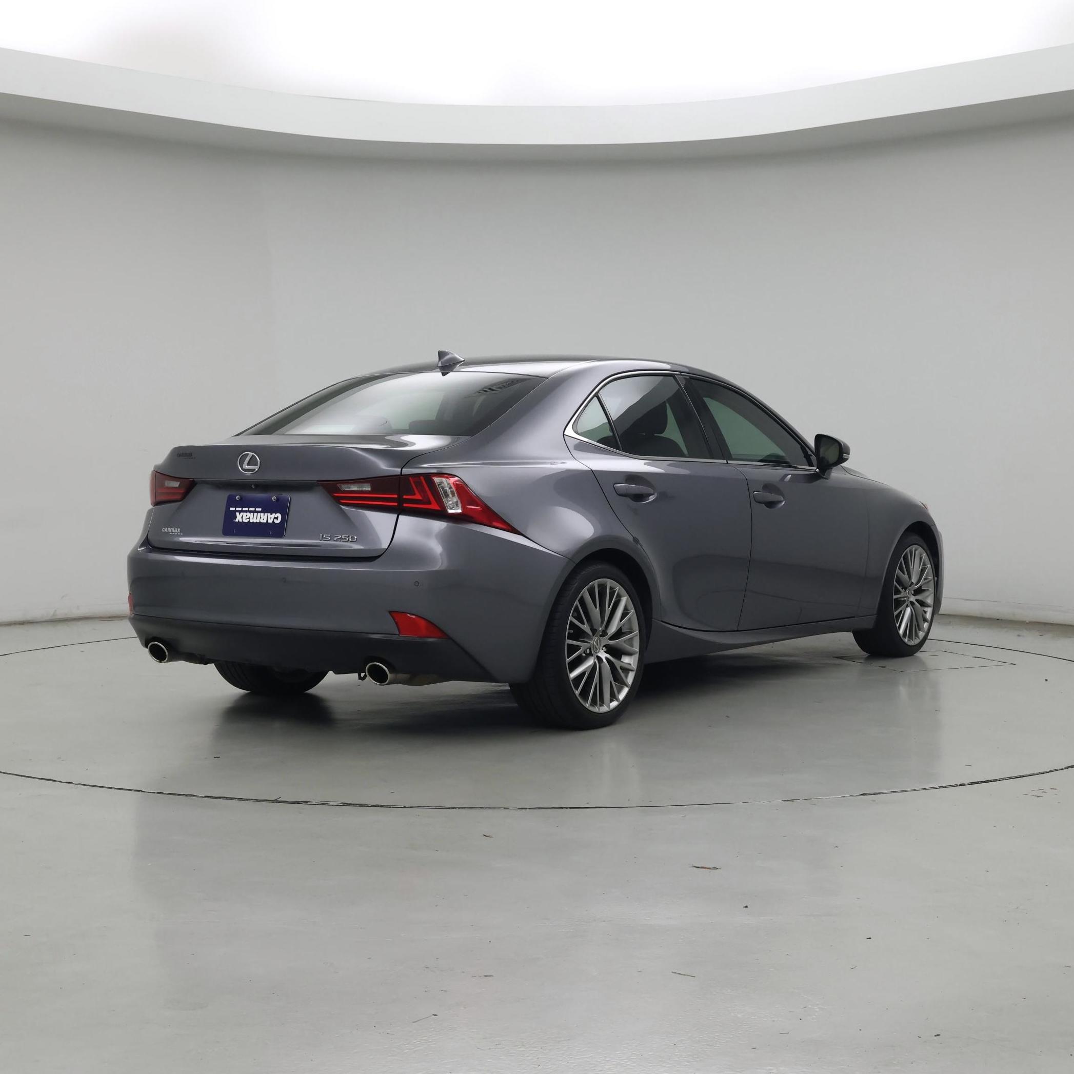 Thumbnail: 2015 Lexus IS - 8