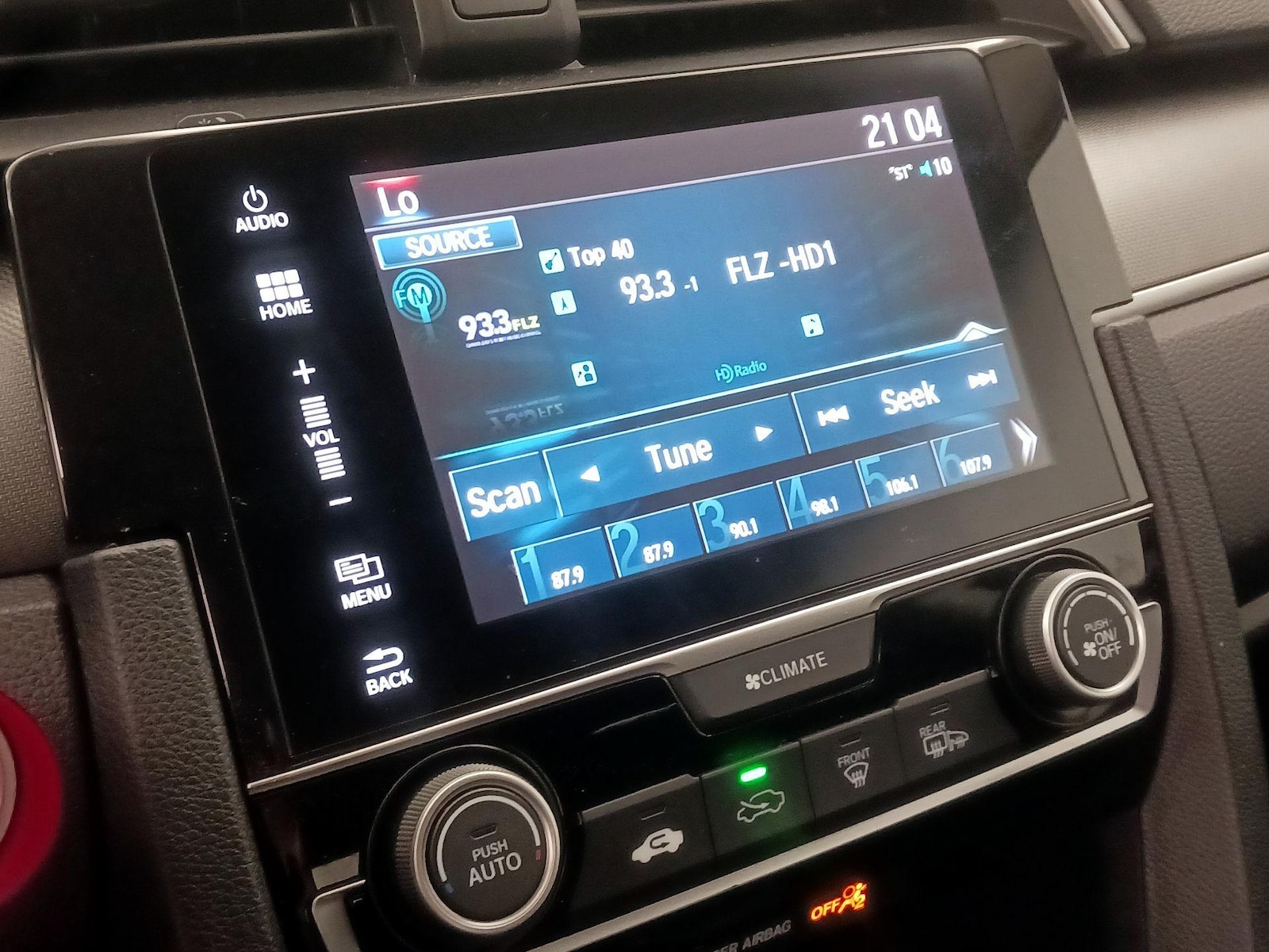 2018 Honda Civic EX - Photo 17