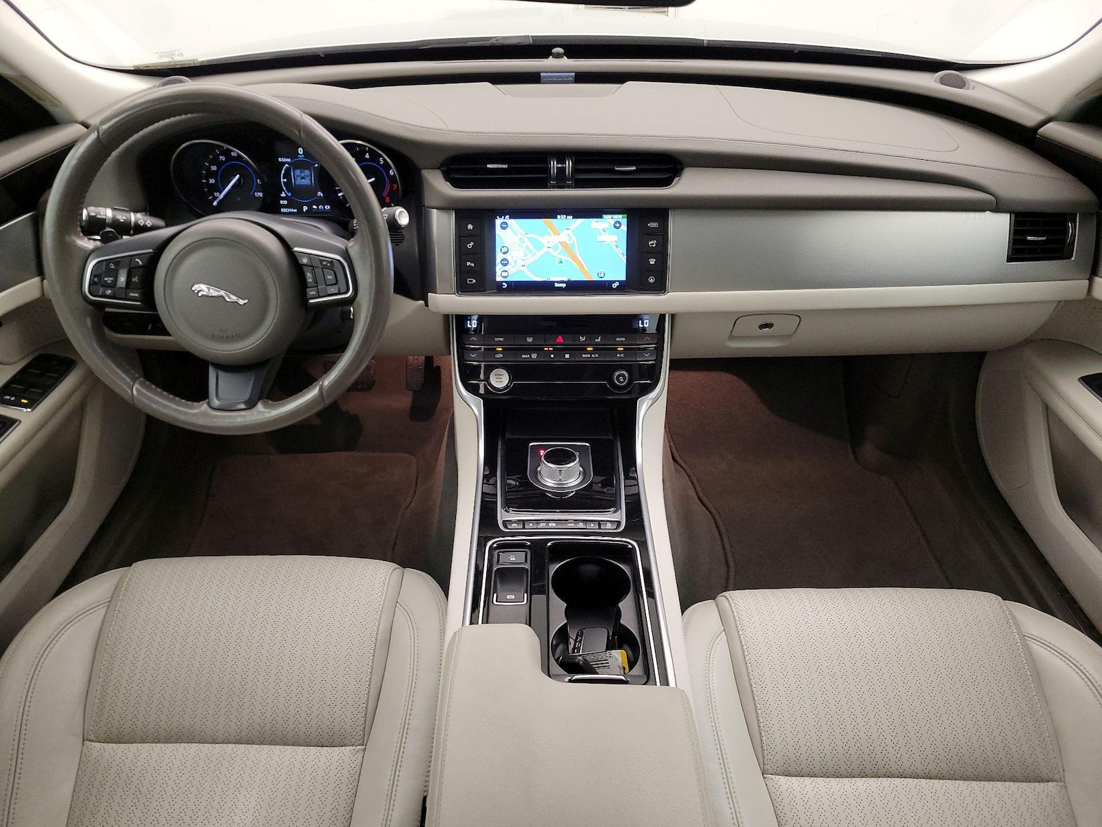 2016 Jaguar XF Prestige - Photo 10