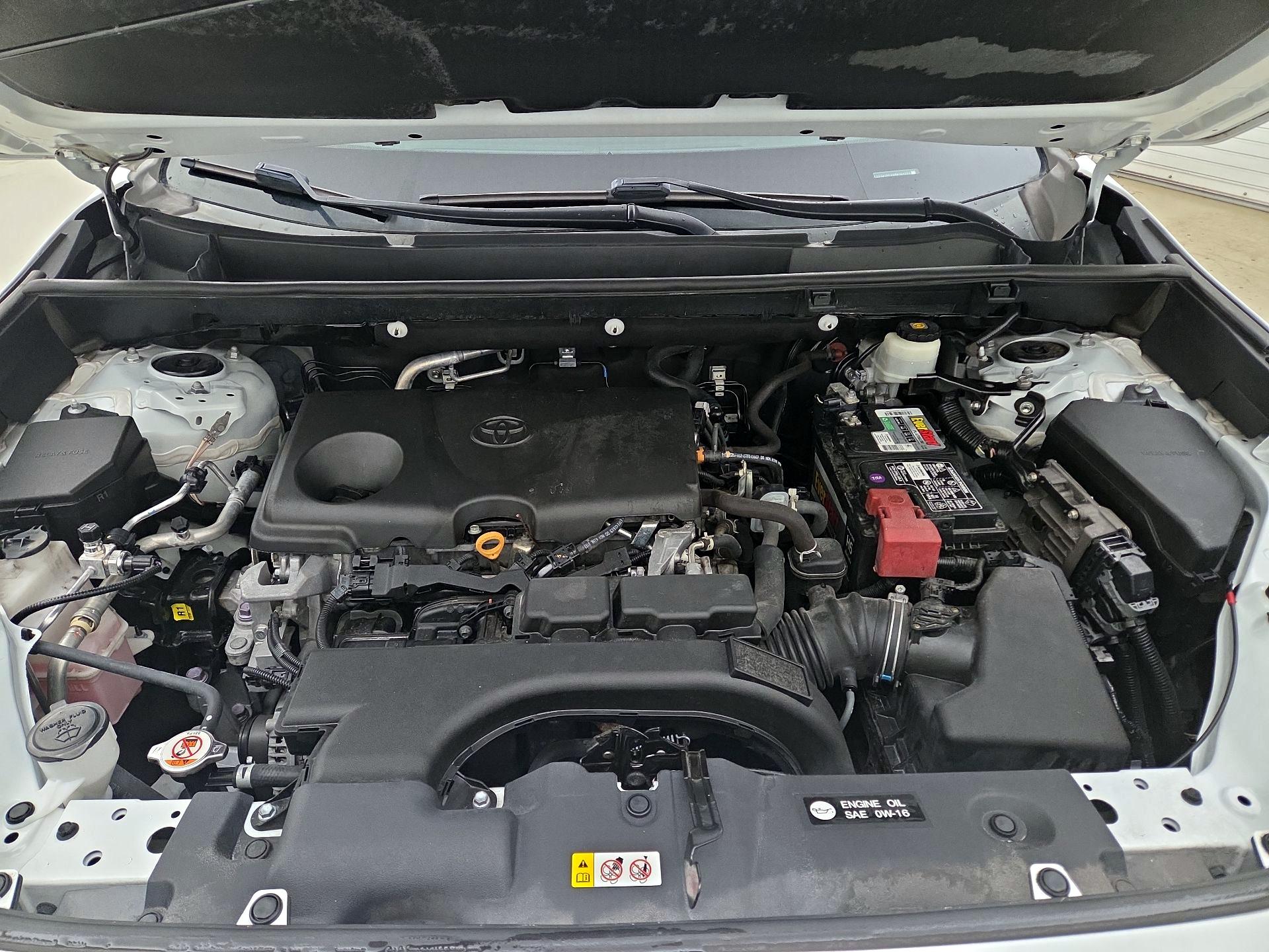 Thumbnail: 2021 Toyota RAV4 - 20