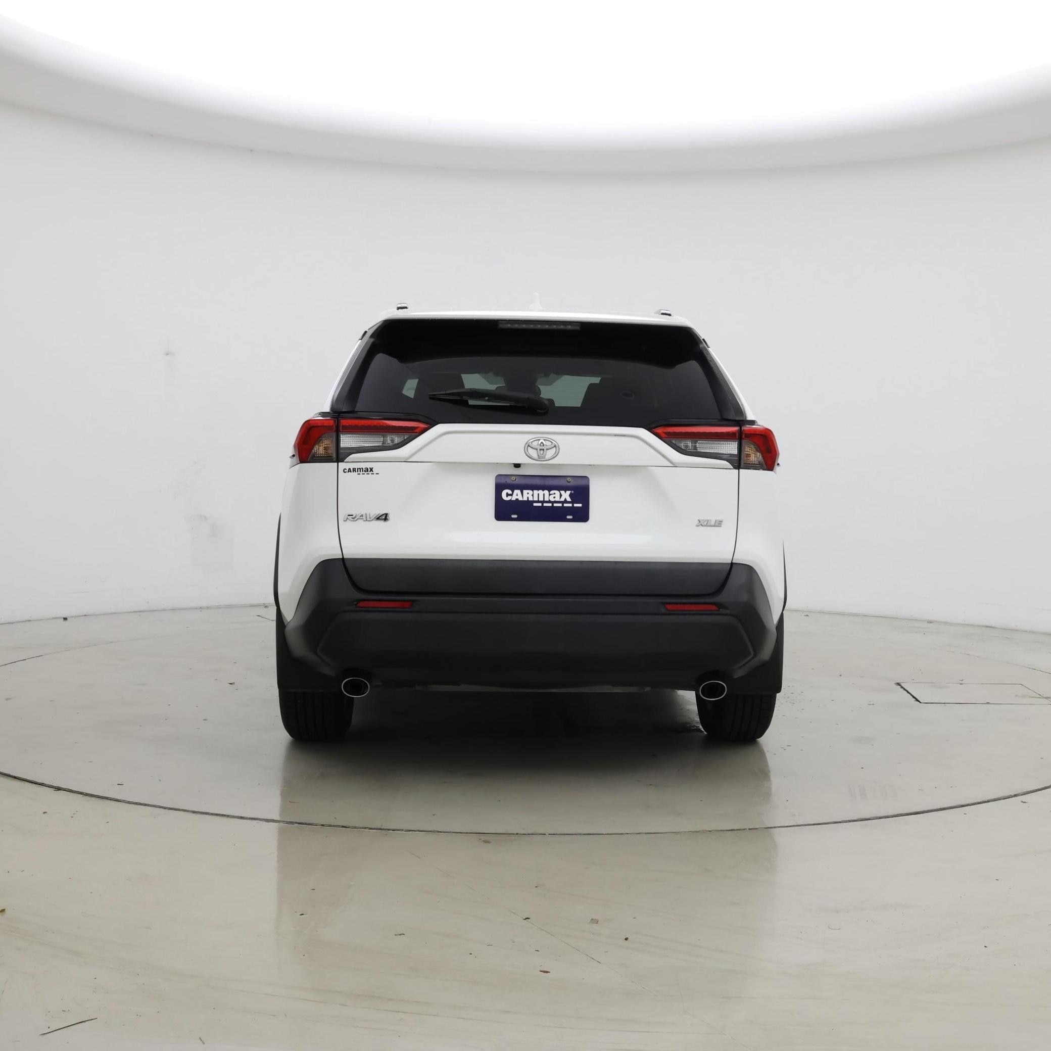 Thumbnail: 2021 Toyota RAV4 - 6