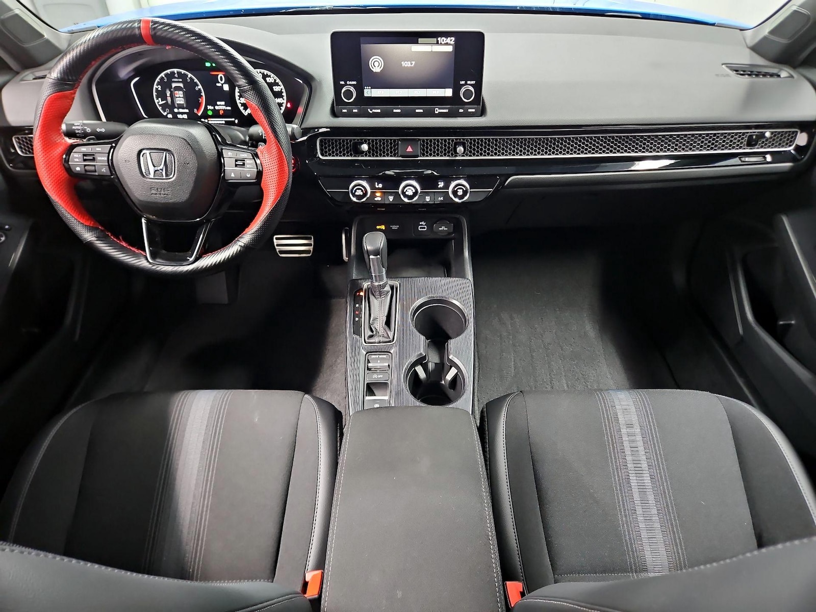 Apple CarPlay® & Android Auto™