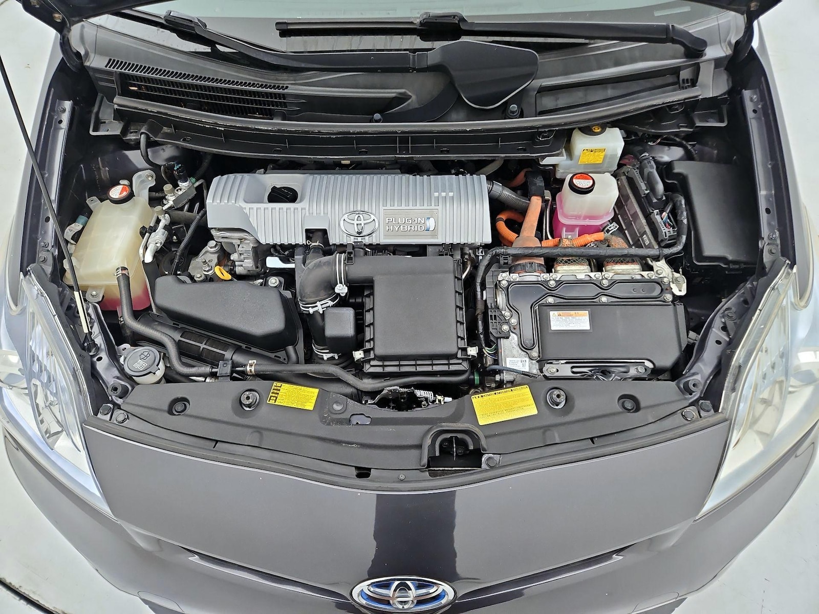 2014 Toyota Prius Plug-In Advanced - Photo 23