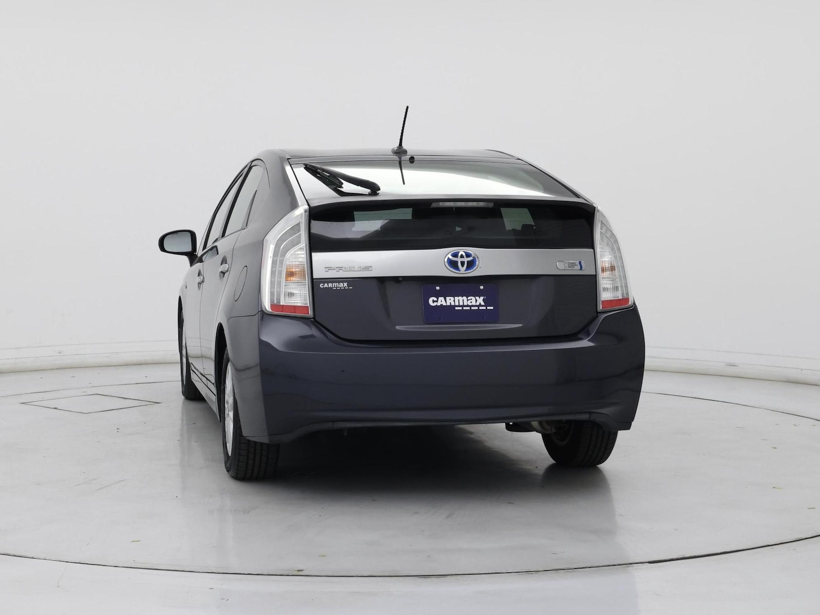 2014 Toyota Prius Plug-In Advanced - Photo 7
