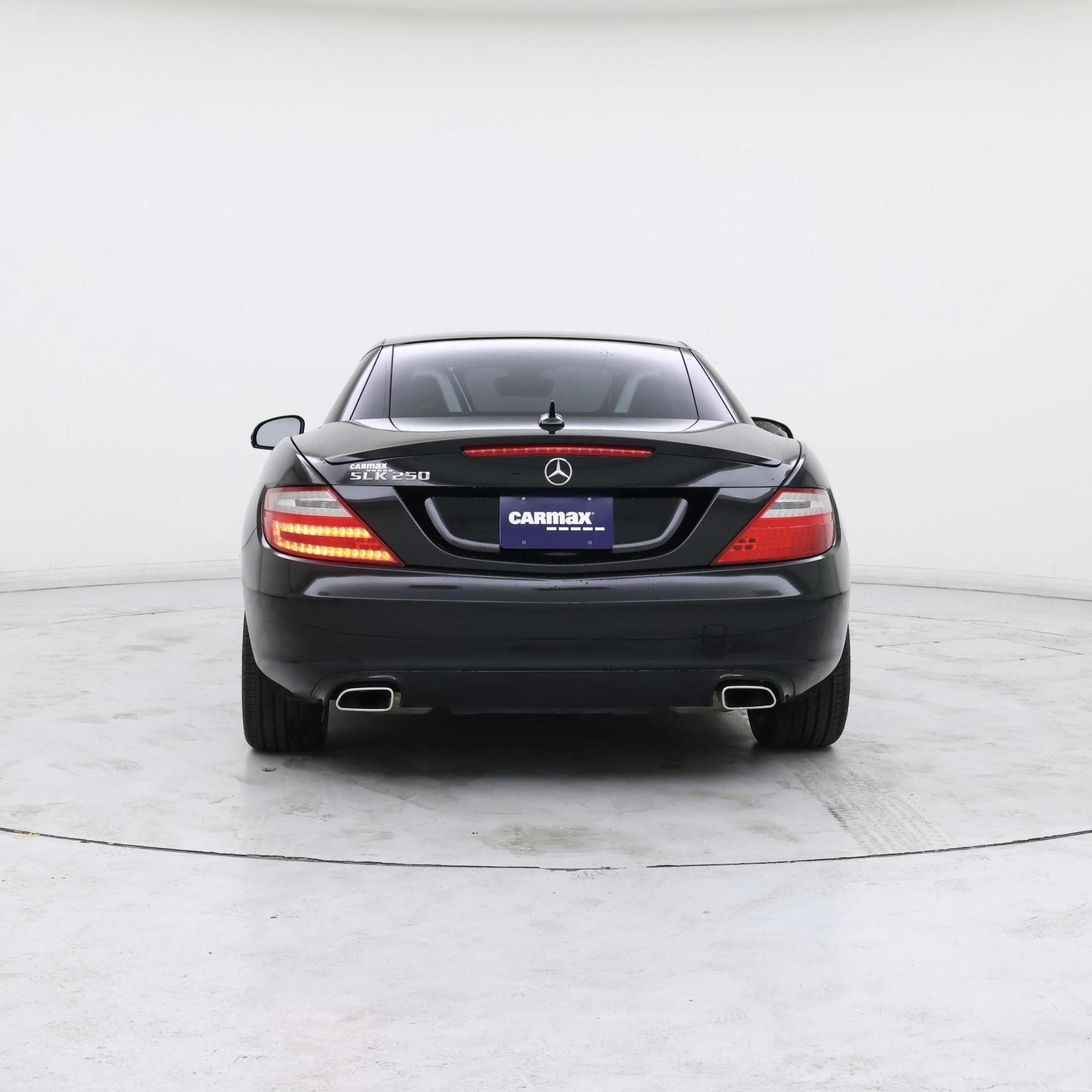 Thumbnail: 2015 Mercedes-Benz SLK - 6