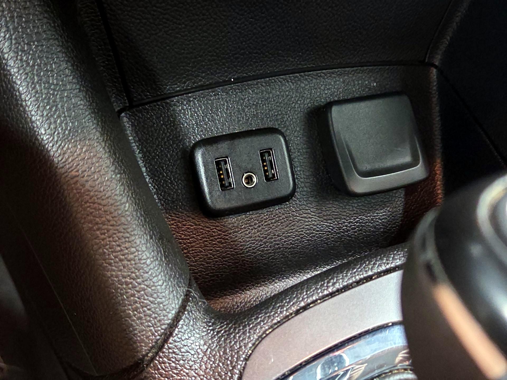 Thumbnail: 2019 Chevrolet Cruze - 16