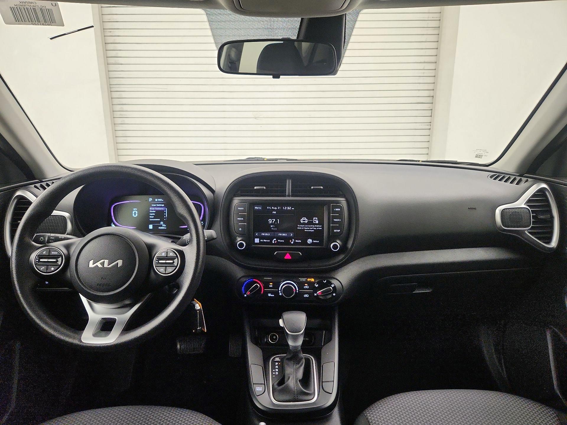 Thumbnail: 2023 Kia Soul - 9