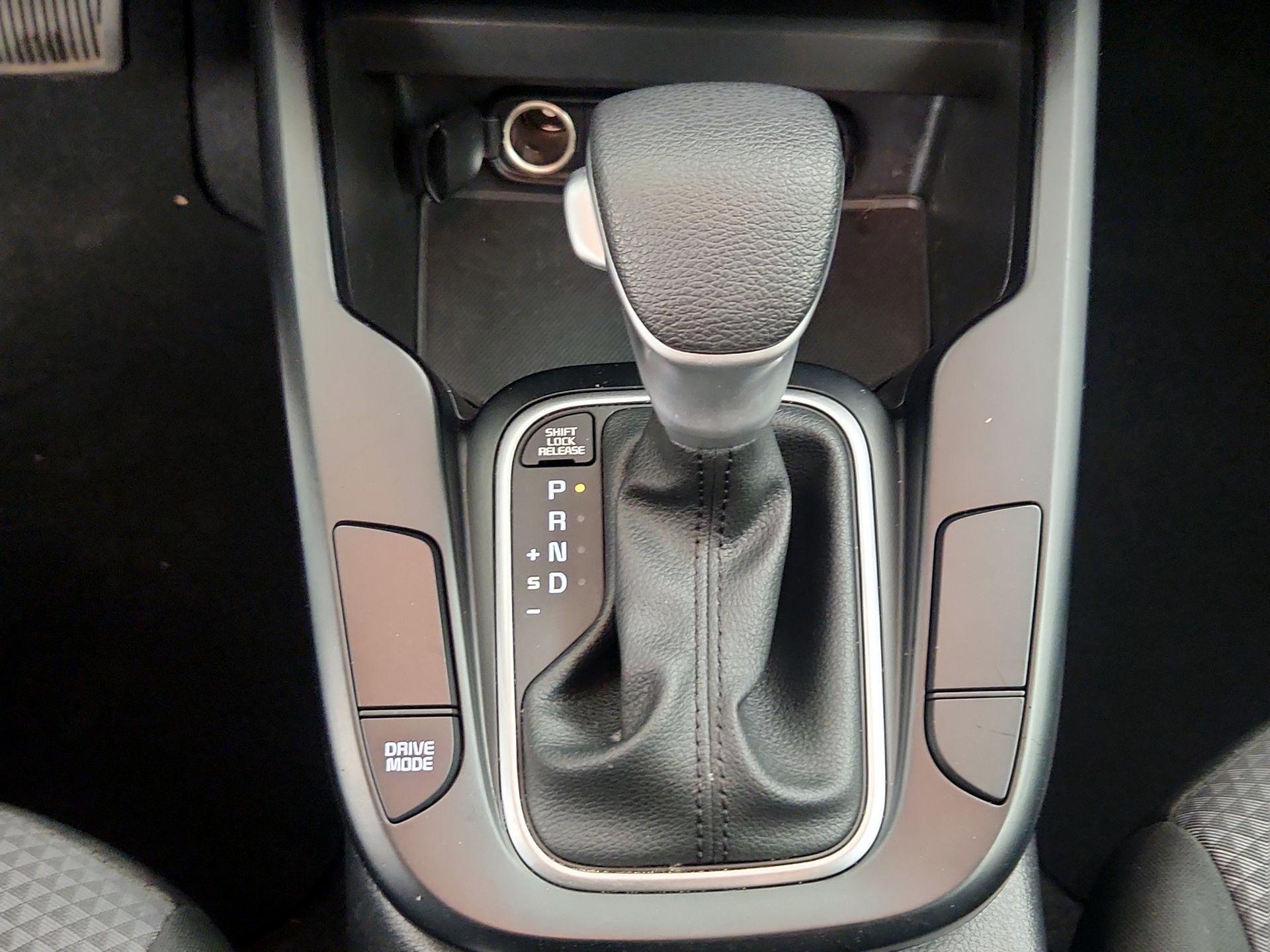 Thumbnail: 2023 Kia Soul - 17