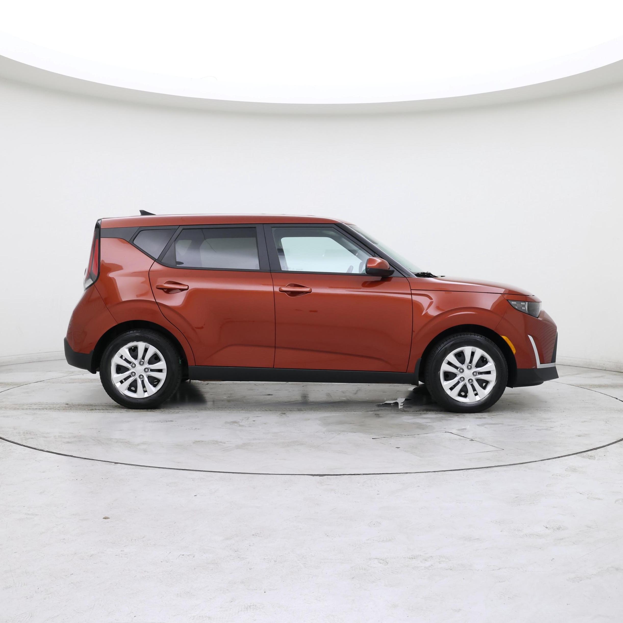 Thumbnail: 2023 Kia Soul - 7