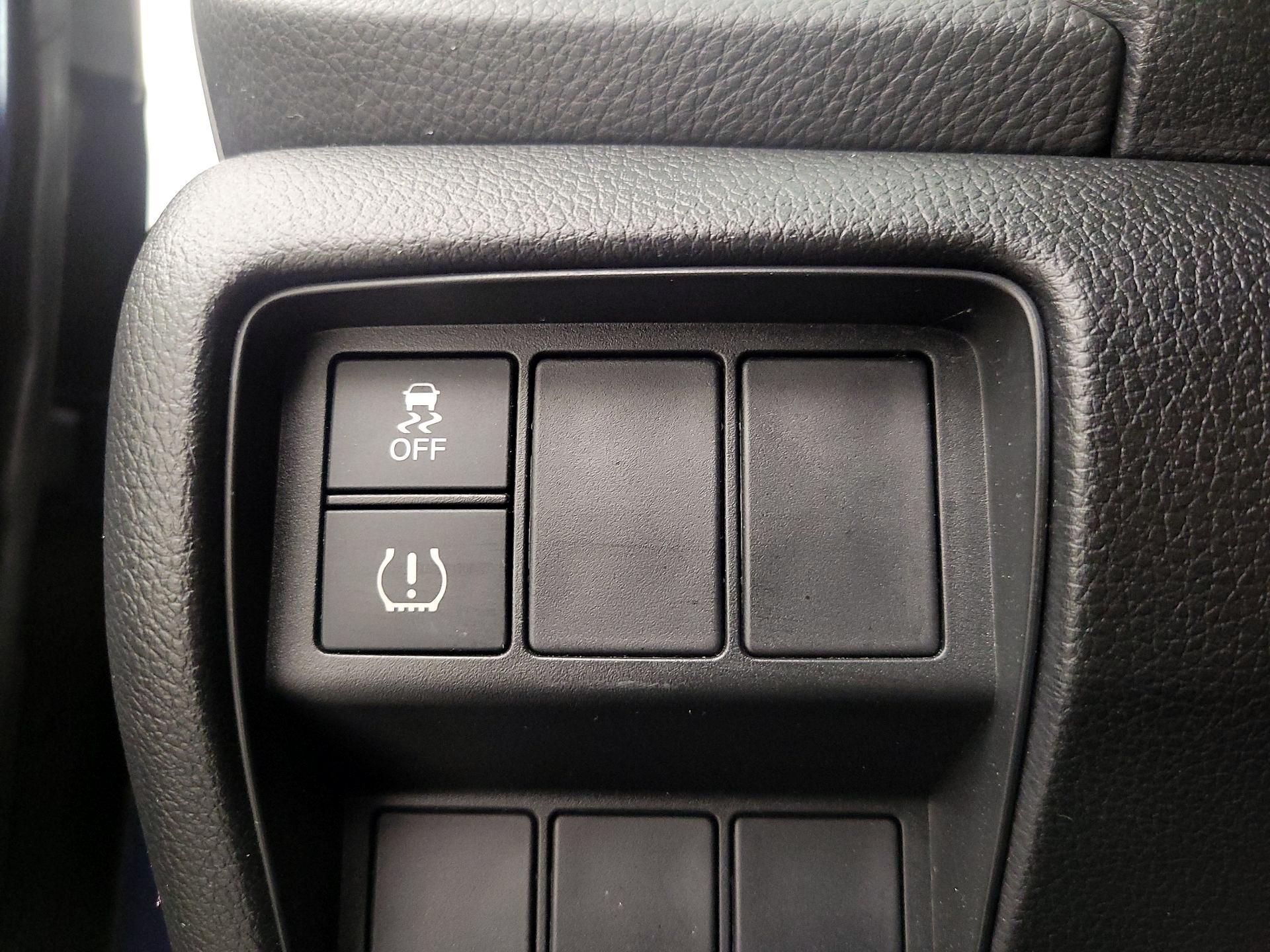 Thumbnail: 2017 Honda CR-V - 13