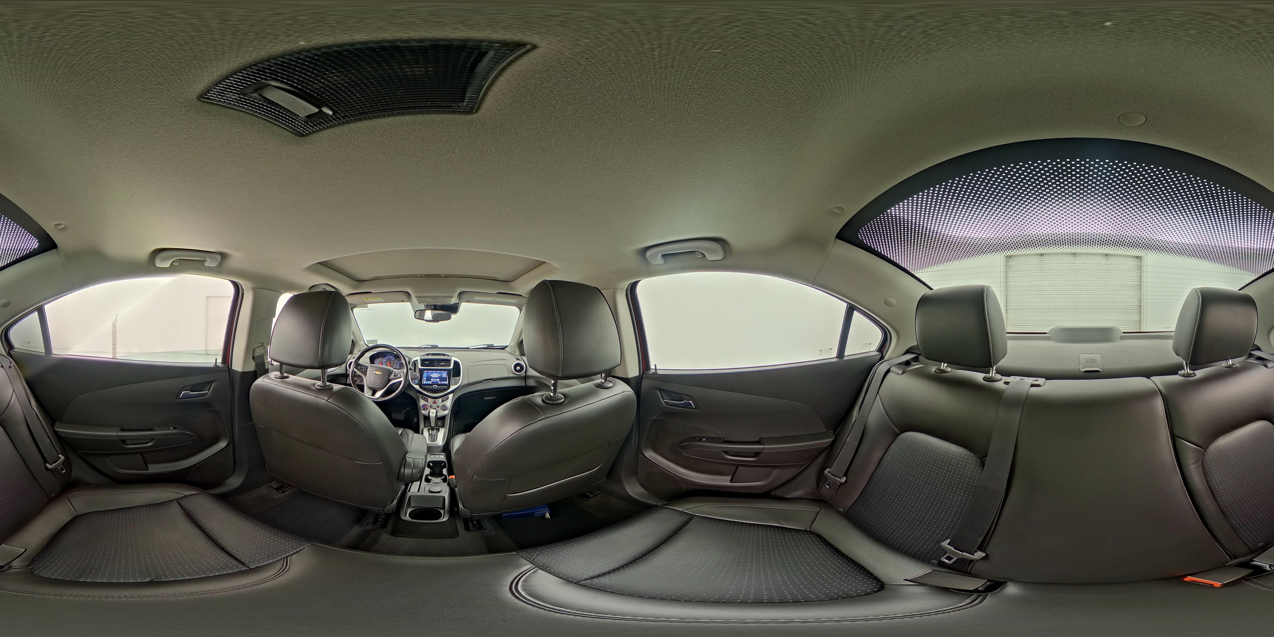 2018 Chevrolet Sonic Premier - Photo 24