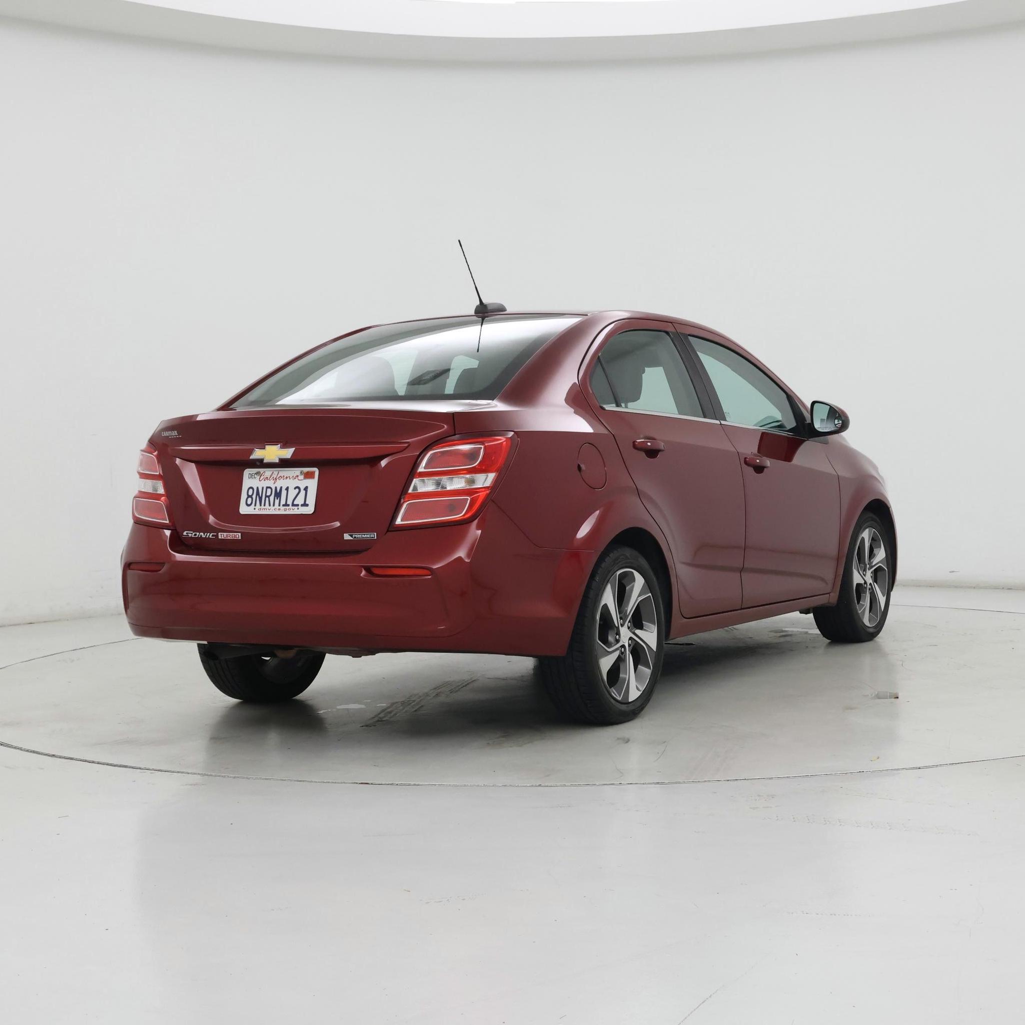 Thumbnail: 2018 Chevrolet Sonic - 8