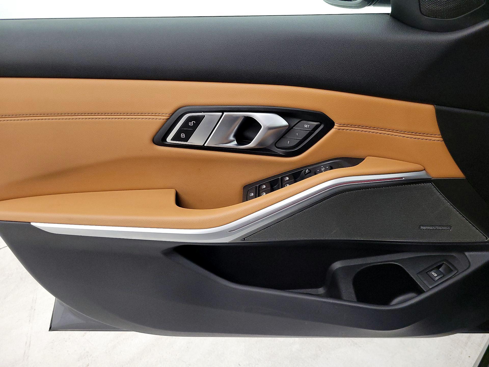 Thumbnail: 2021 BMW 3 Series - 12