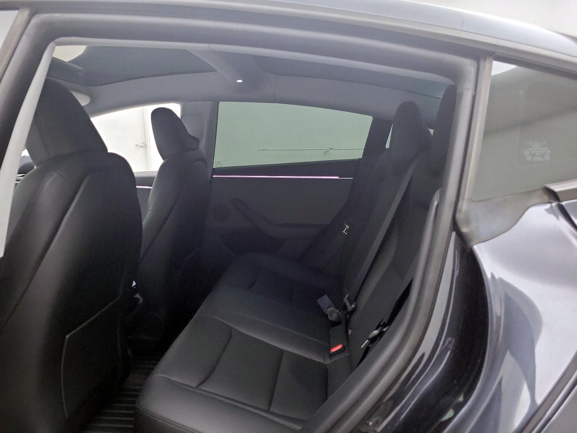 Thumbnail: 2024 Tesla Model 3 - 20