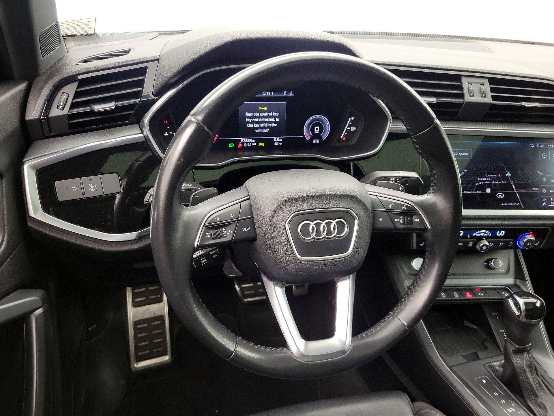 Thumbnail: 2019 Audi Q3 - 10