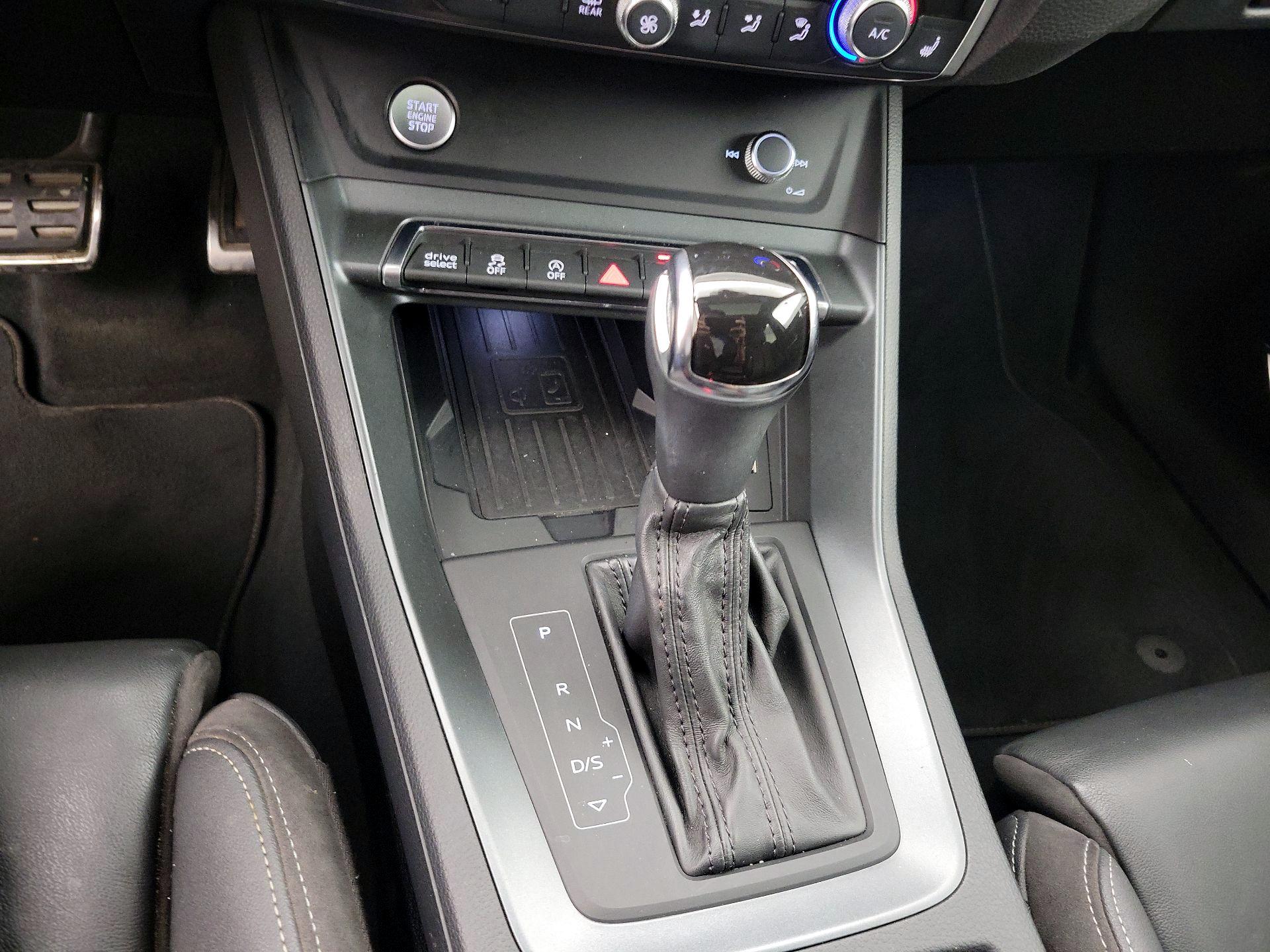 Thumbnail: 2019 Audi Q3 - 18