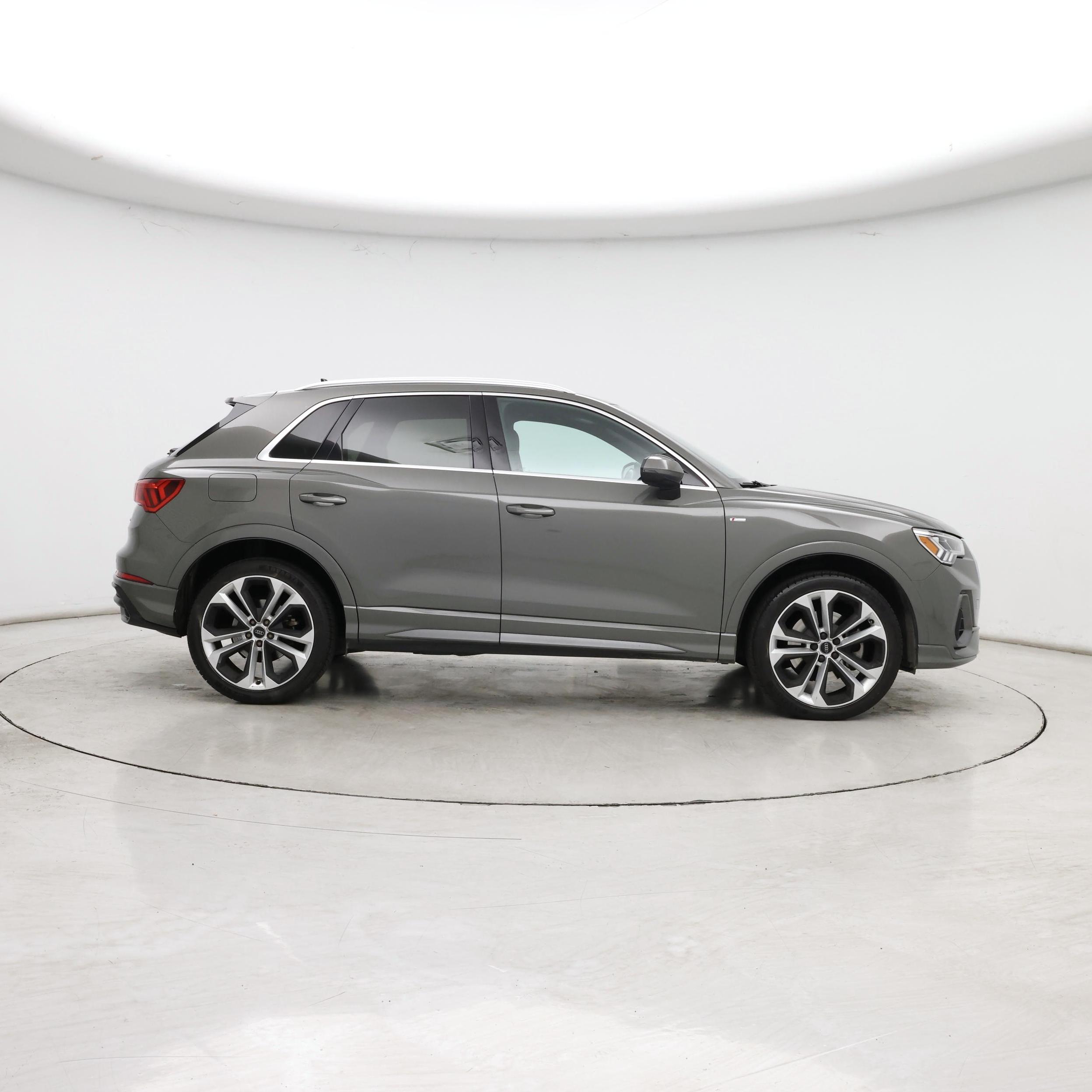 Thumbnail: 2019 Audi Q3 - 7