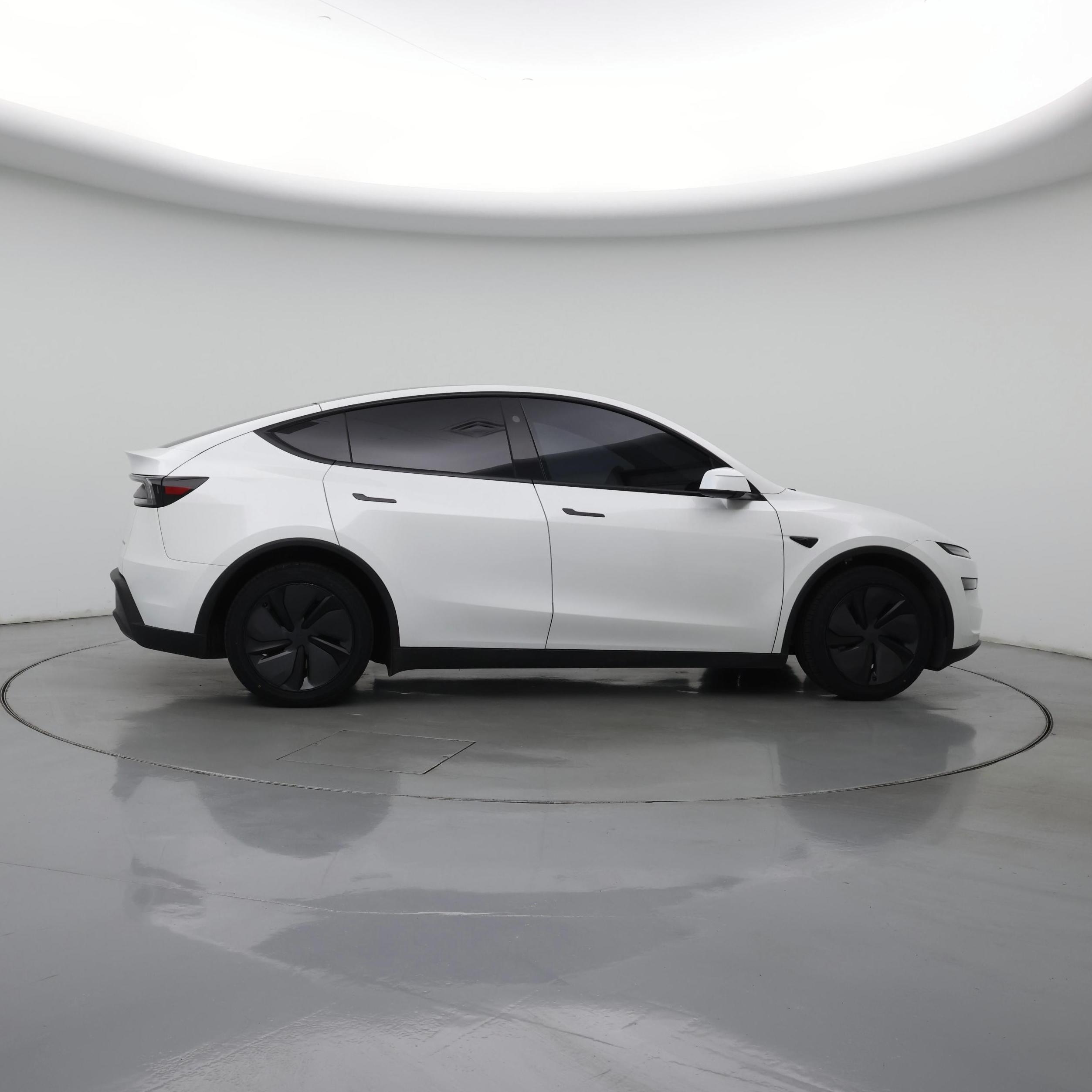 Thumbnail: 2026 Tesla Model Y - 7