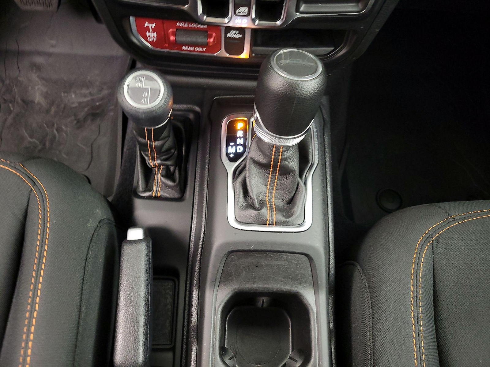 2022 Jeep Gladiator Mojave - Photo 17