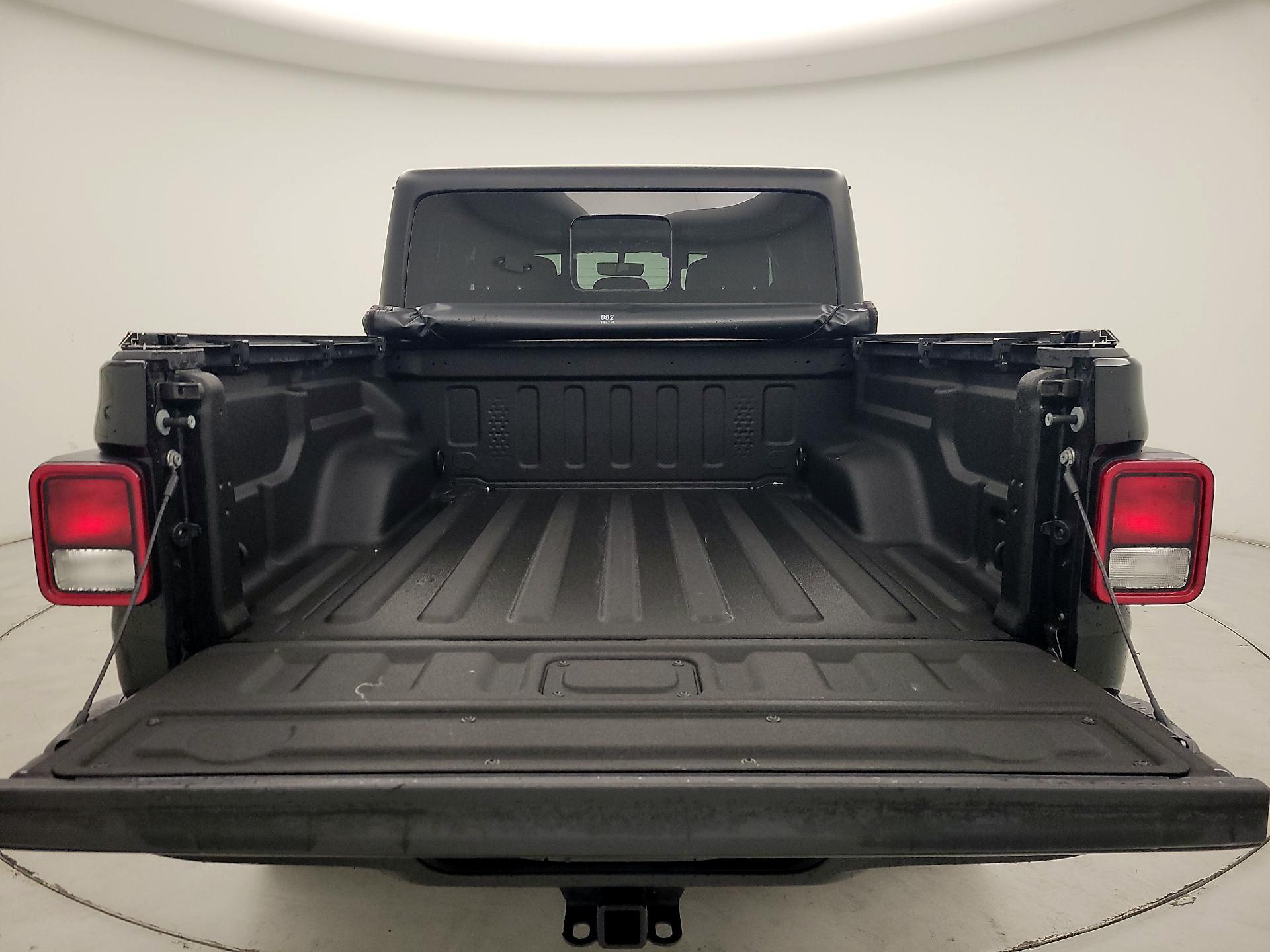 Thumbnail: 2022 Jeep Gladiator - 19