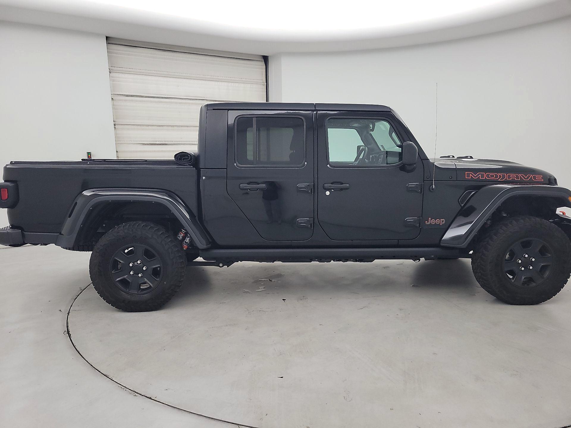 Thumbnail: 2022 Jeep Gladiator - 4