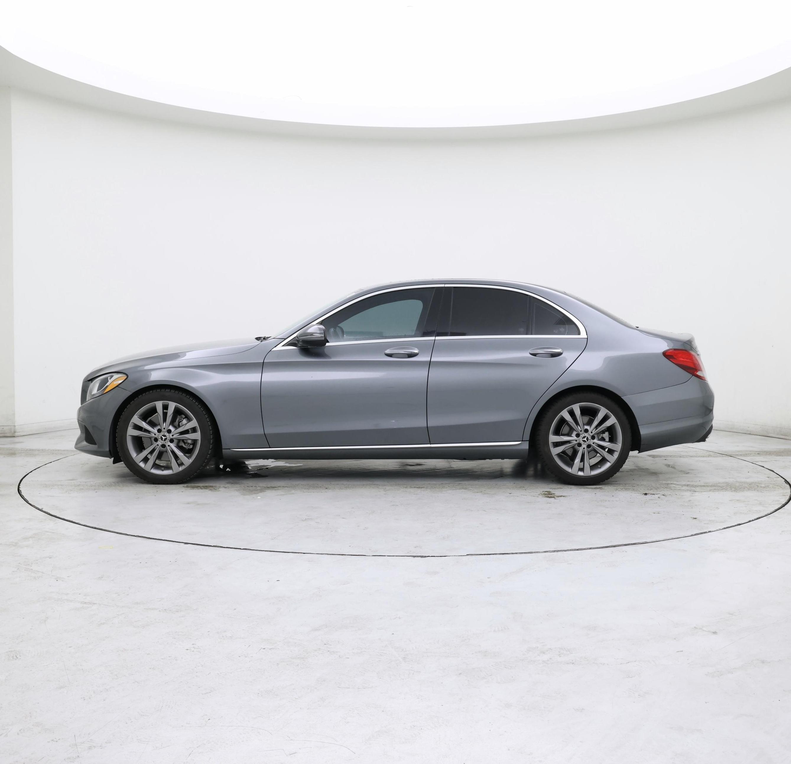 Thumbnail: 2018 Mercedes-Benz C-Class - 3