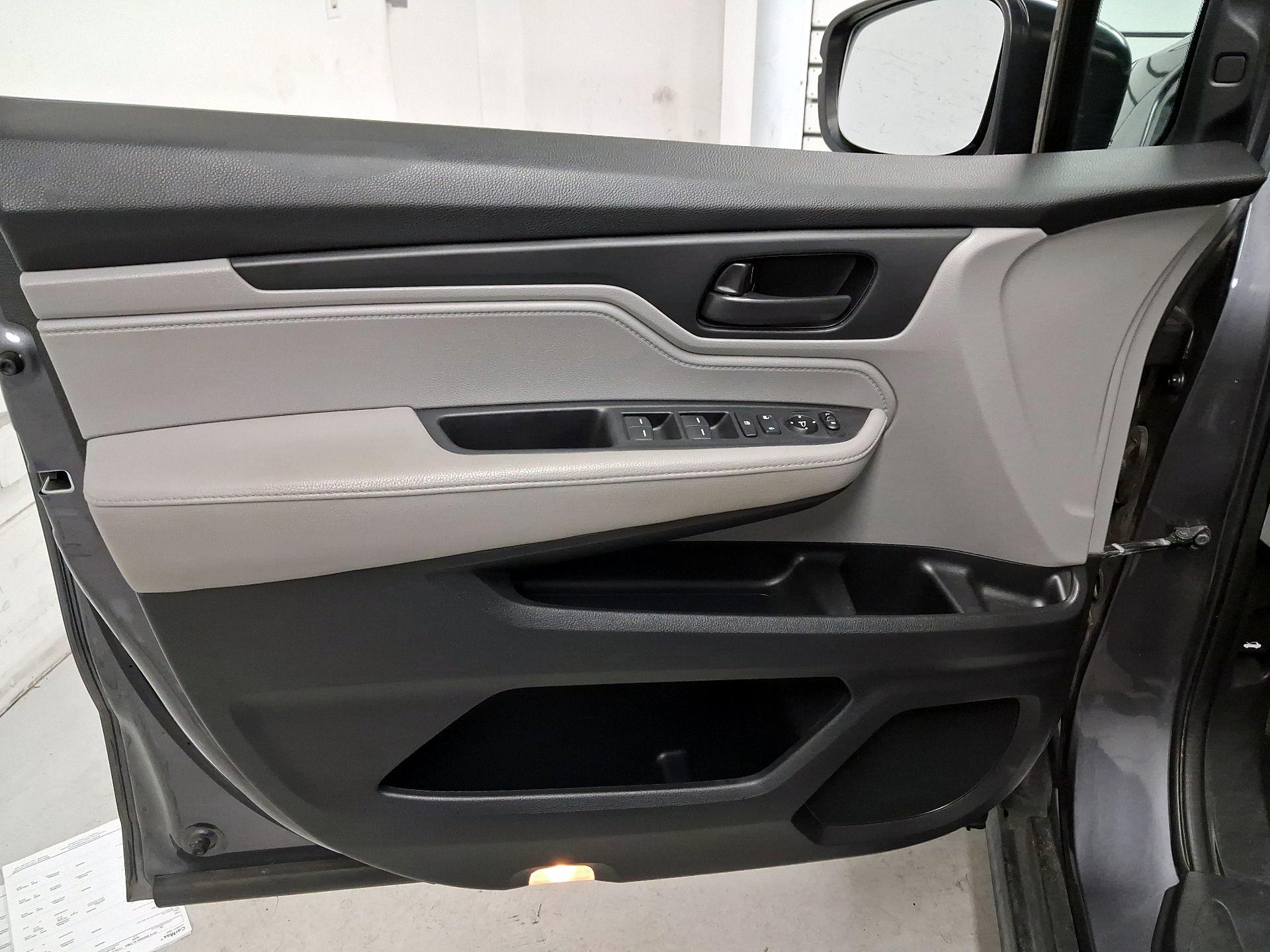 Thumbnail: 2020 Honda Odyssey - 10
