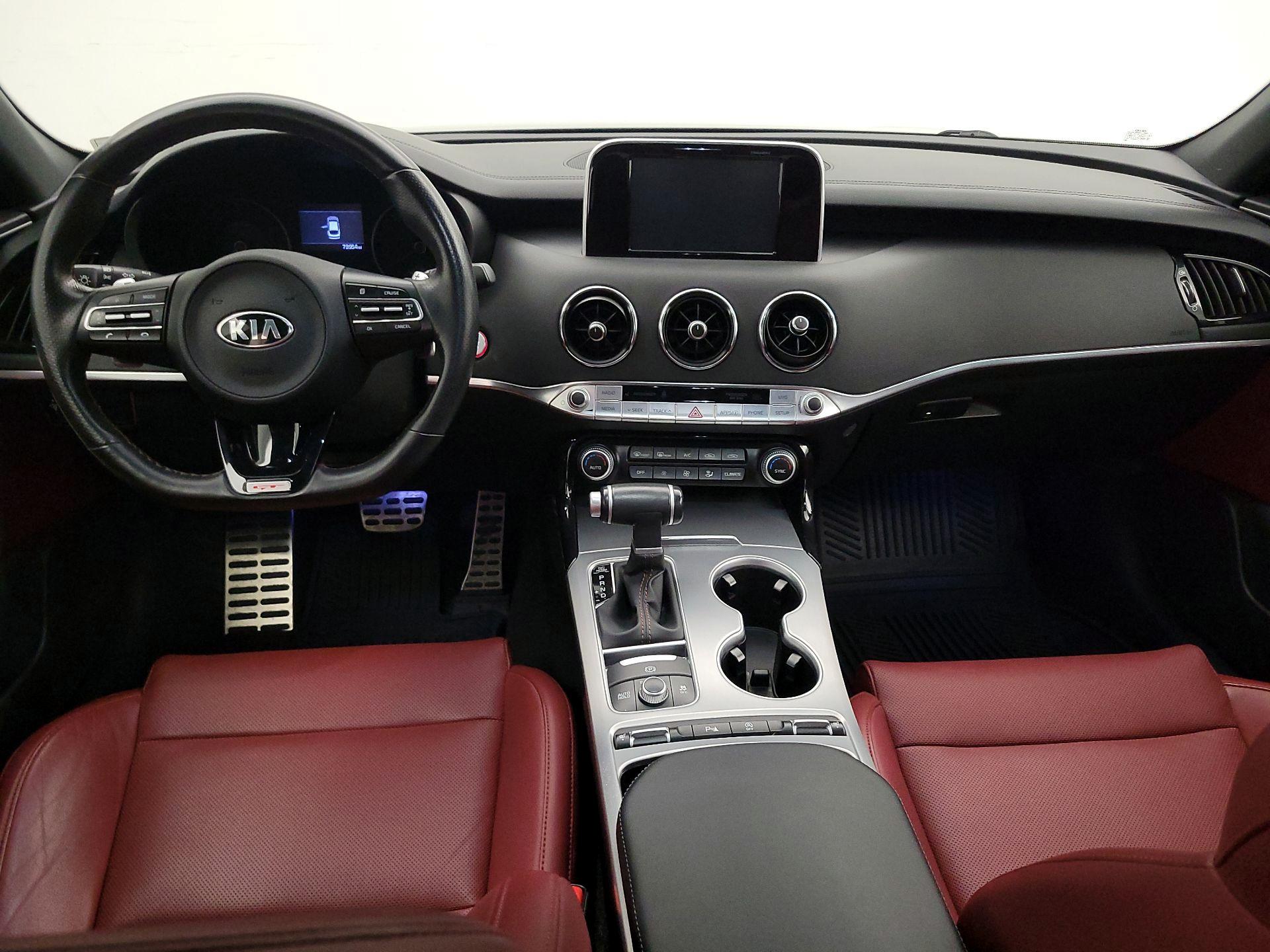Thumbnail: 2019 Kia Stinger - 9
