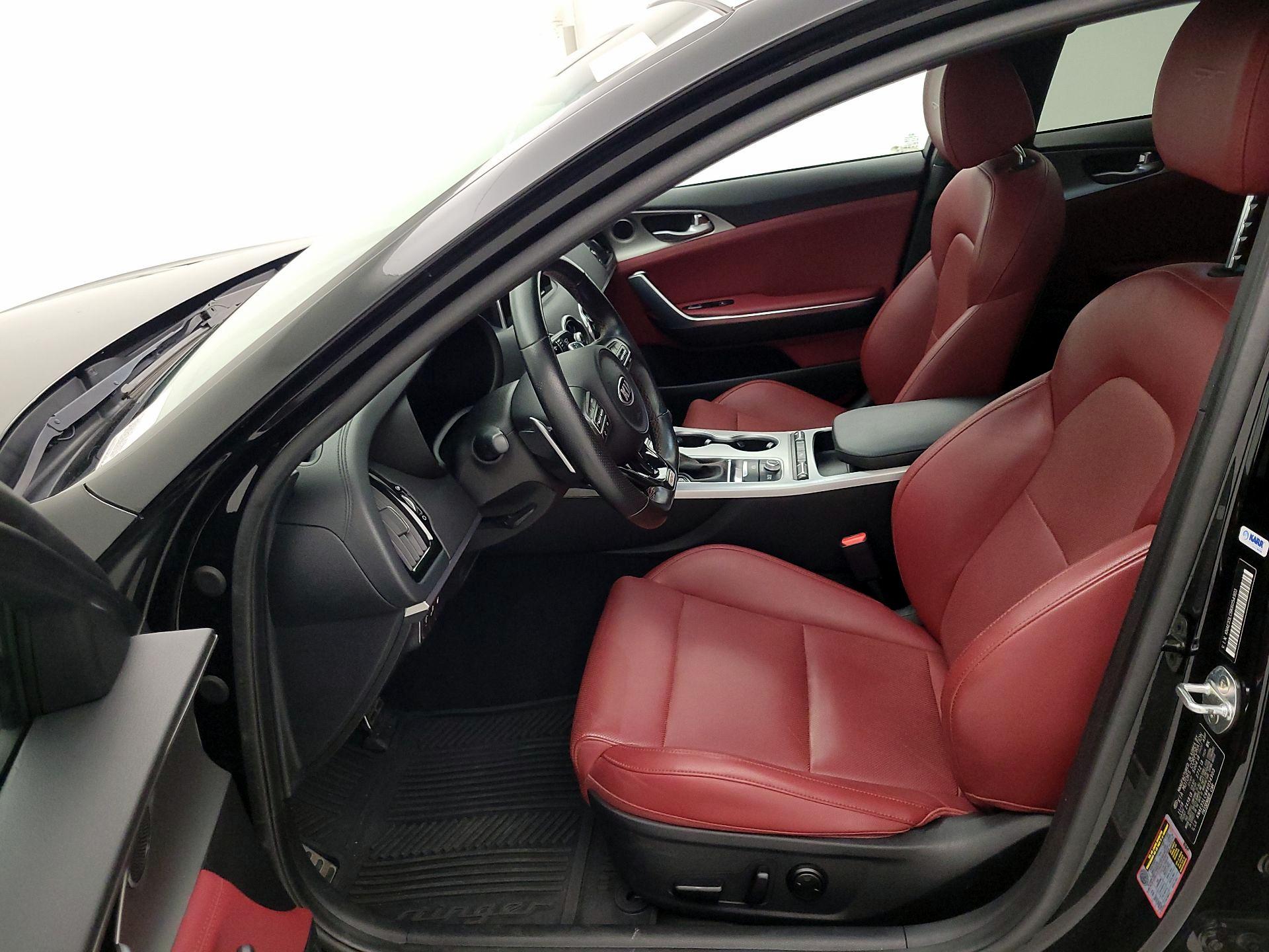 Thumbnail: 2019 Kia Stinger - 11