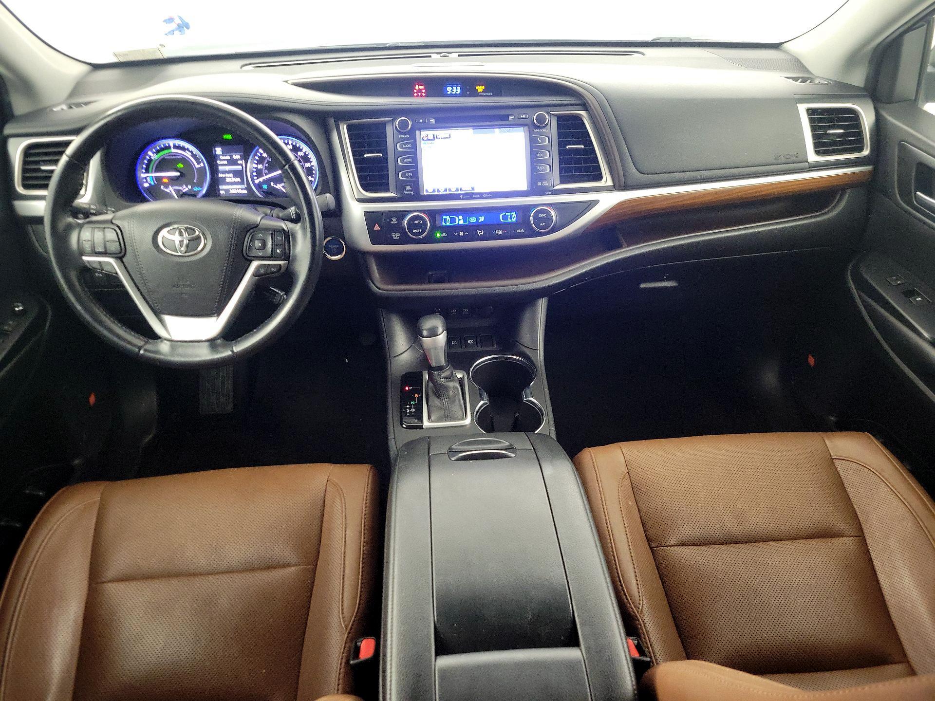 Thumbnail: 2019 Toyota Highlander - 9